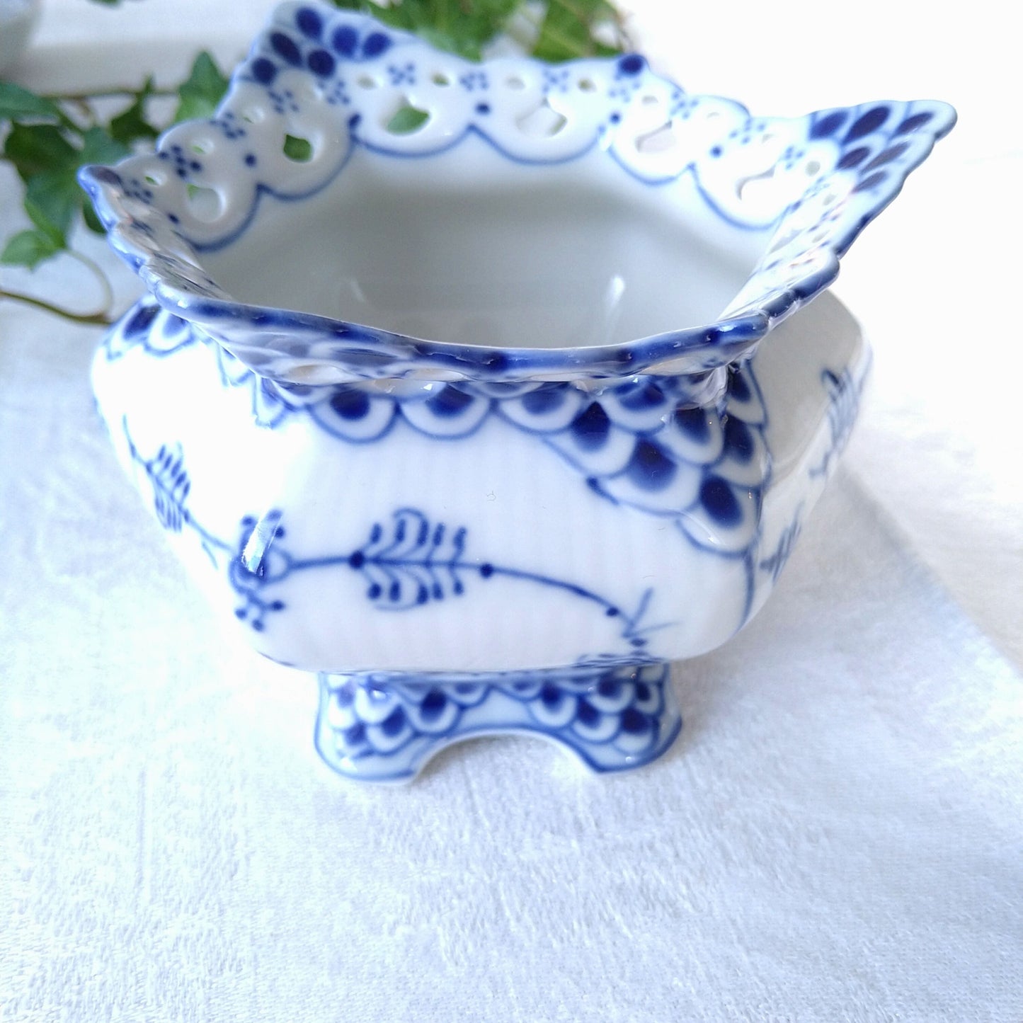 1975～1979年のフルレースのシュガーポット(小)高さ約7.5㎝H型番1112 /FullLace Sugar Pot7.5㎝H
