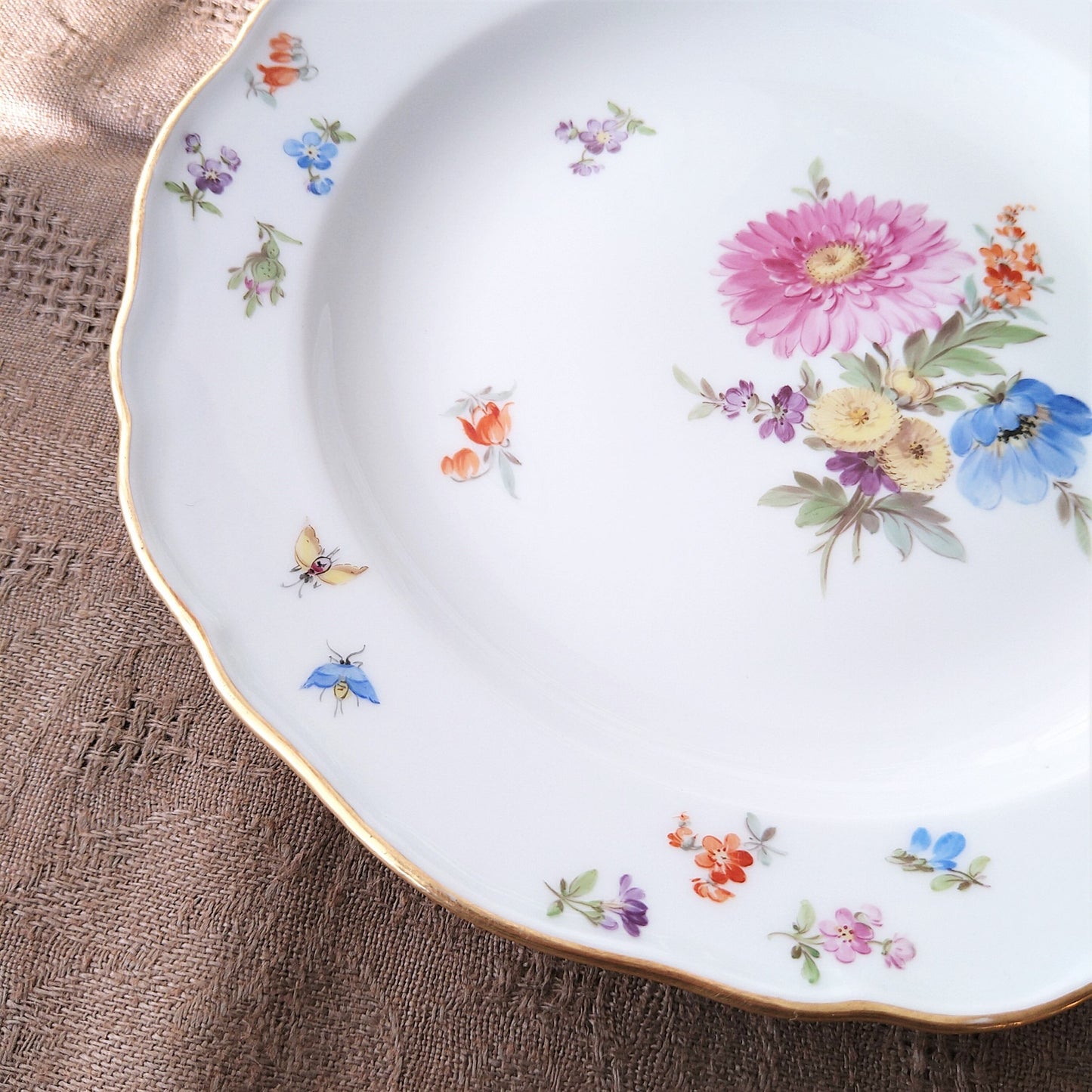 1860～1924年Meissen花と昆虫の絵の前菜皿21㎝ピンクのアスター/Plate 21cmD