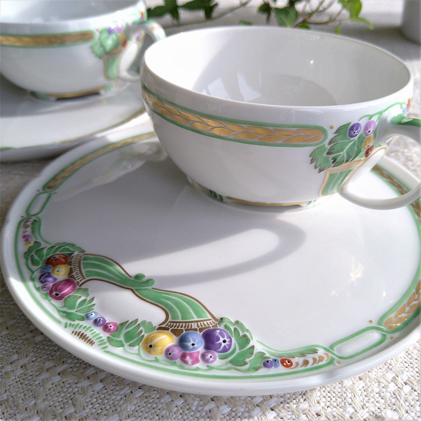 KPMベルリンのケレスカップソーサー/KPMBerlin Ceres cup and saucer