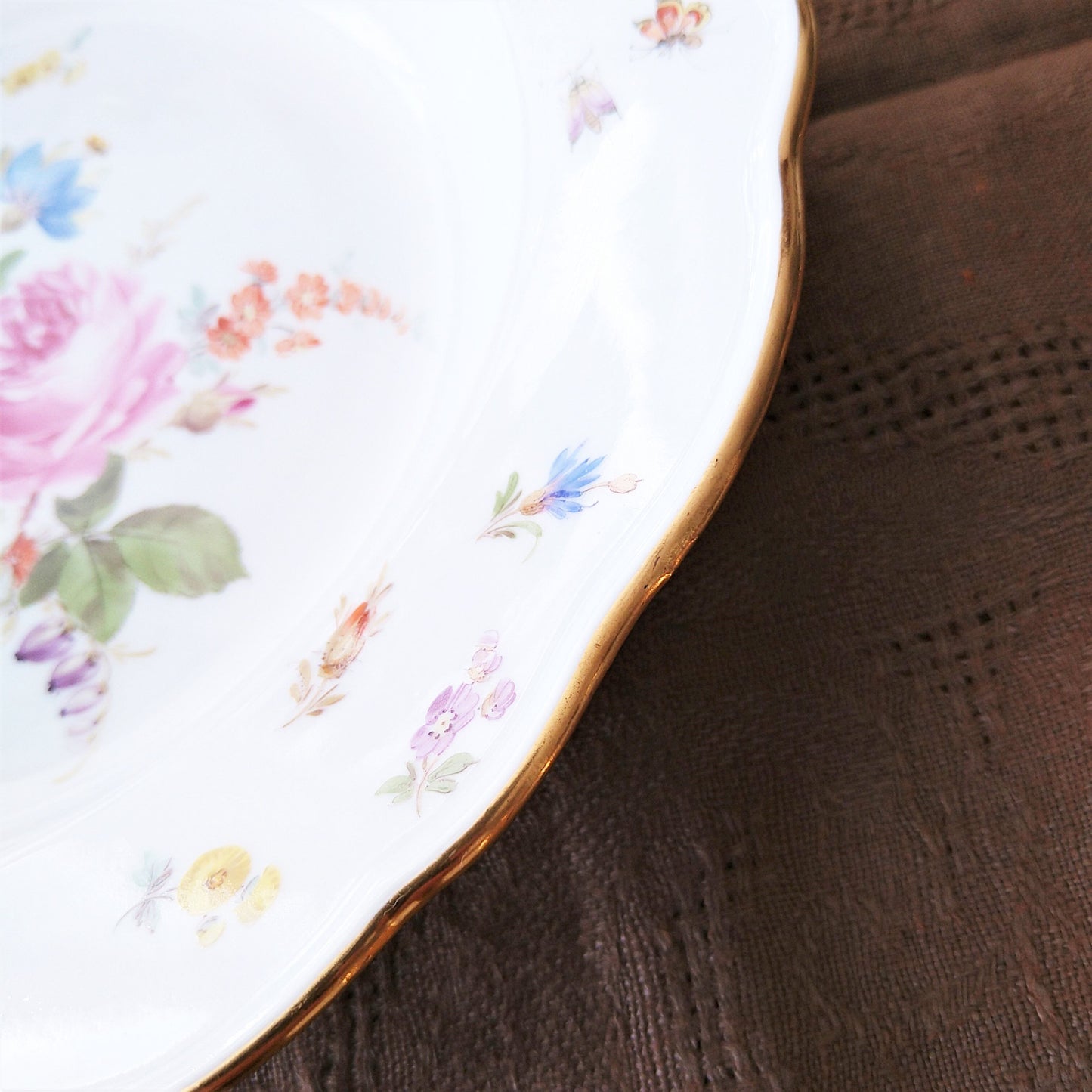 1860～1924年Meissen花と昆虫の絵のスープ深皿23.5㎝ピンクのバラ/Soup plate 23,5cmD