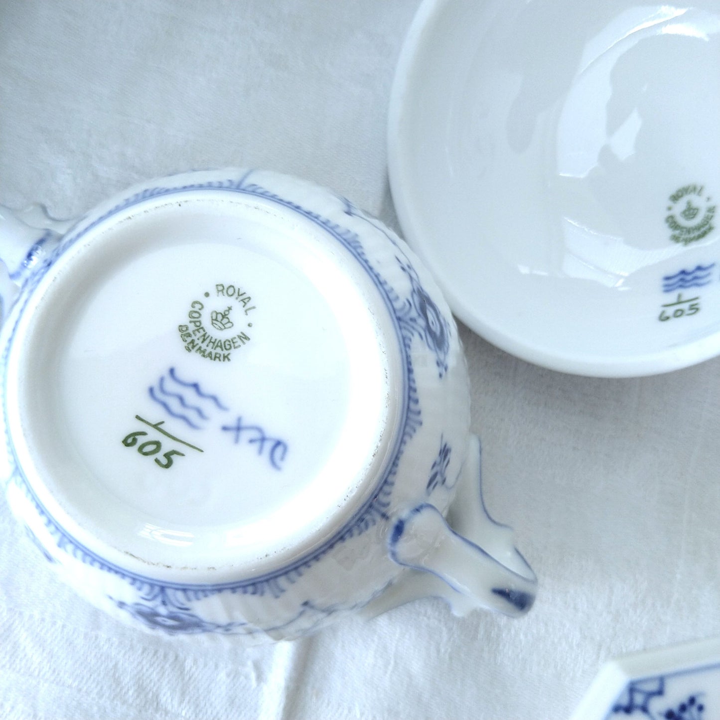 1950/1960年代RoyalCopenhagenブルーフルーテッドの嬉しい価格のいろいろ。