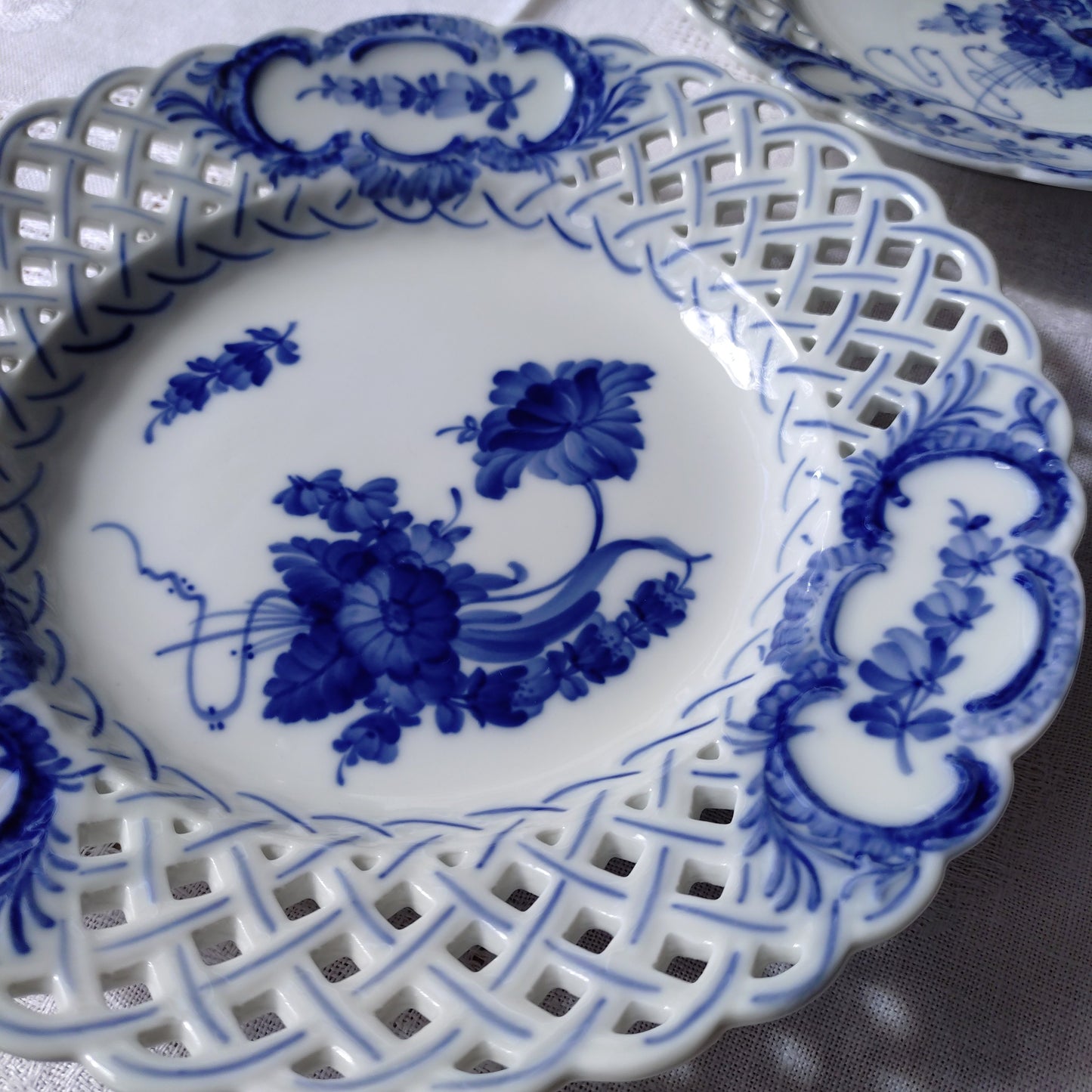 1969年～1974年のRoyalCopenhagenブルーフラワーのオープンワークのお皿は直径約23.7㎝D/BlueFlowerLacePlate