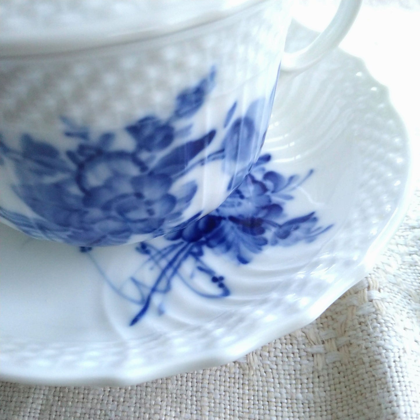 1960年代のRoyalCopenhagenブルーフラワーカーブのブイヨンカップソーサー/Blue Flower Curve Bouillon Cup and saucer