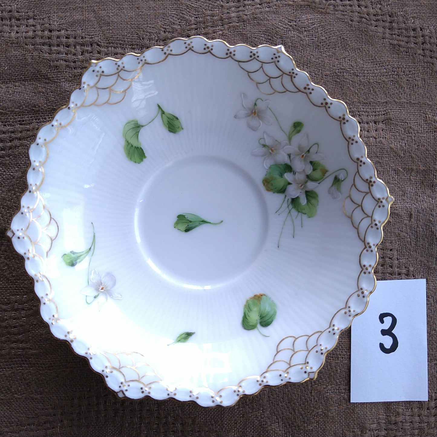 1892年RoyalCopenhagen の白いスミレのカップソーサー/WhiteVioletCupSaucer
