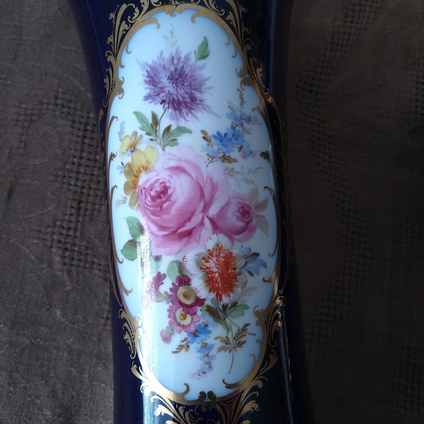 Meissenマイセン1924年以前のコバルト/2面にドイツフラワーの花瓶Vase口径約12㎝D高さ約24㎝H