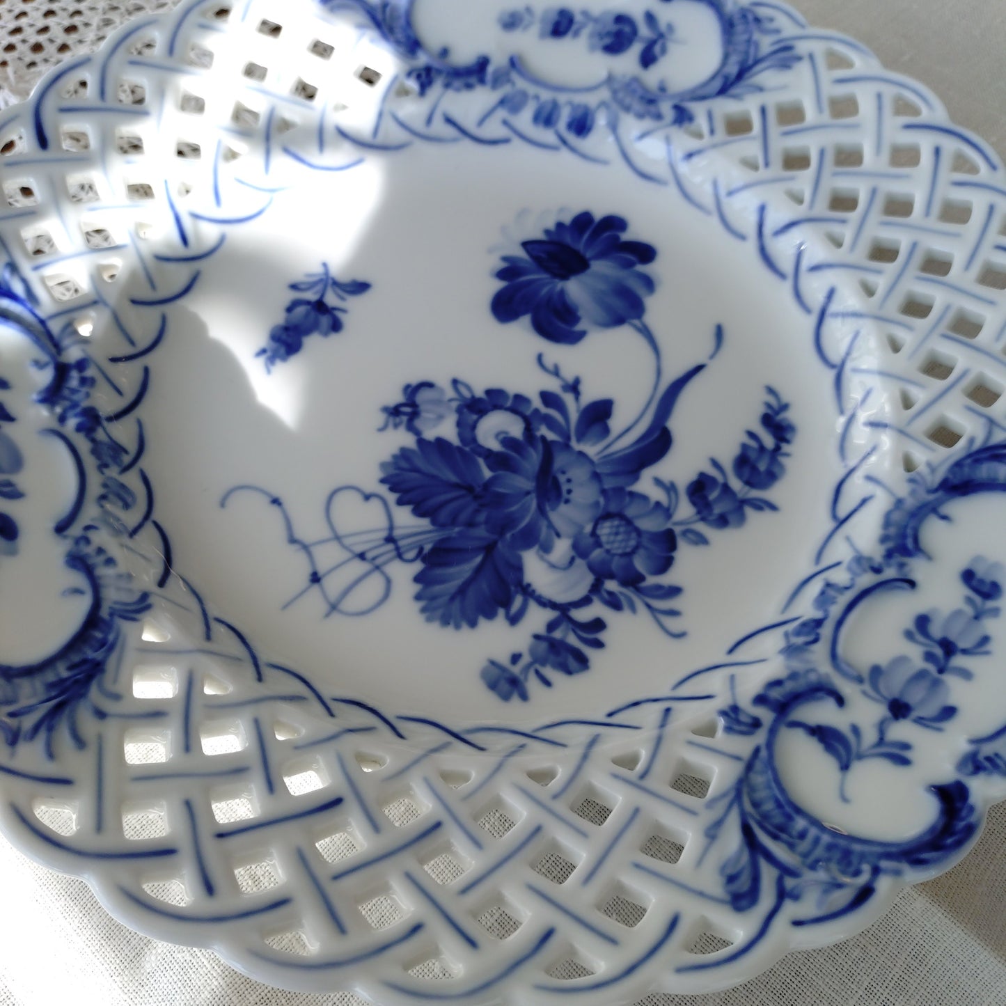 1969年～1974年のRoyalCopenhagenブルーフラワーのオープンワークのお皿は直径約23.7㎝D/BlueFlowerLacePlate