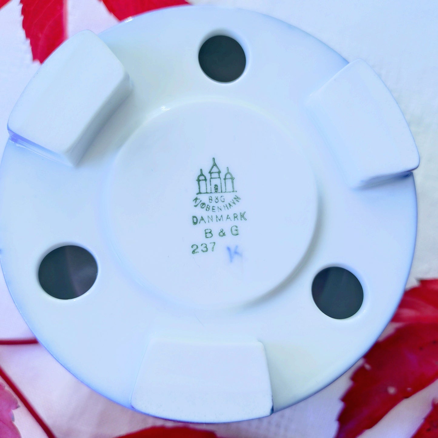 Bing＆Grondahlビングオーグレンダールのクリスマスローズのポットウォーマー高さ約8.4㎝H直径約12㎝D