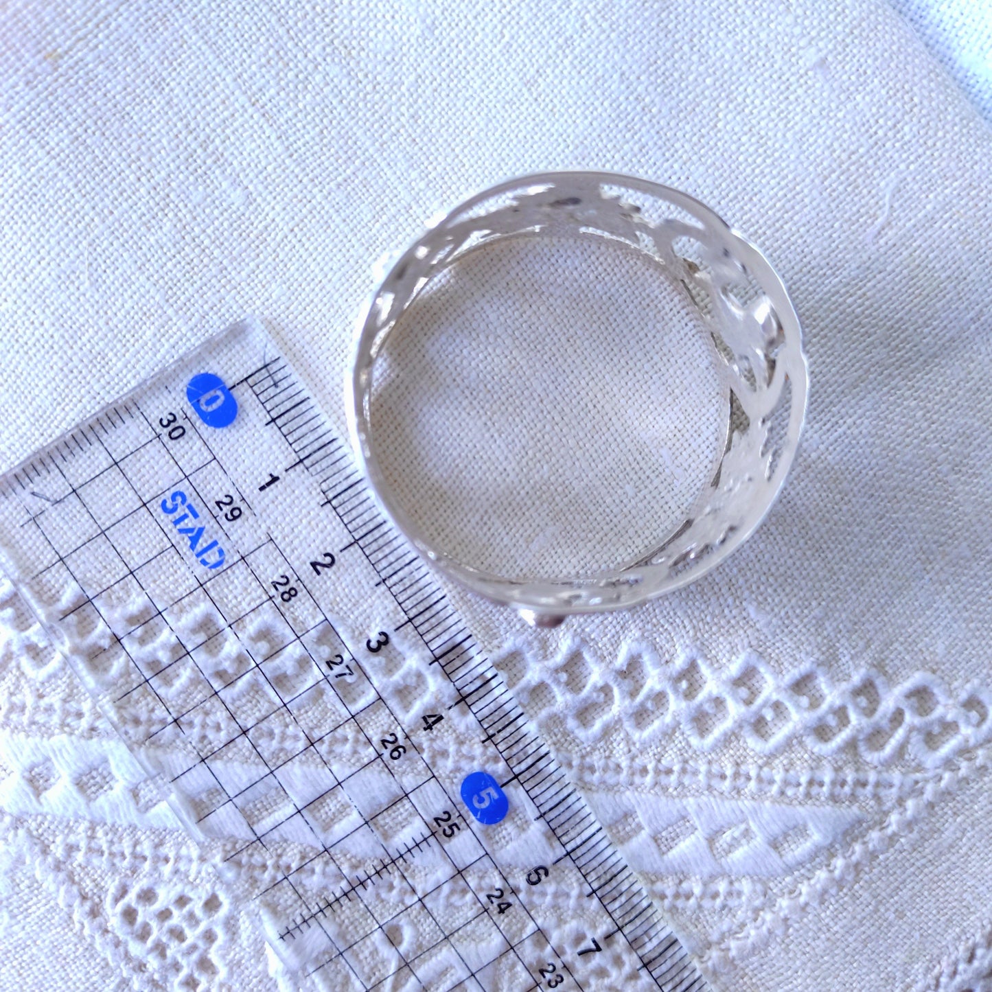 ALBO/AlbertBodemerドイツシルバー835のナプキンリング直径約3.5～3.6㎝D高さ約2.5㎝H重さ約16.3g