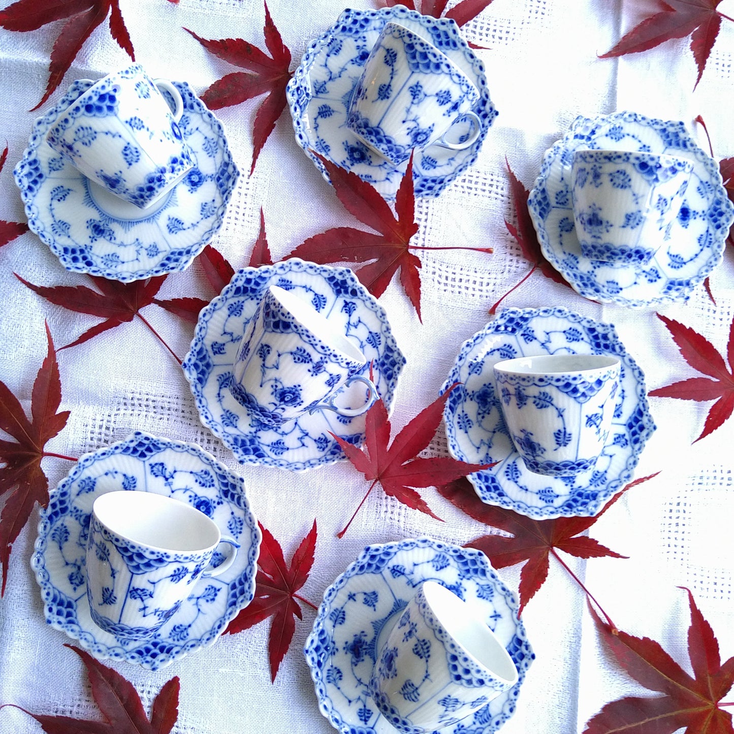 1965～1974年RoyalCopenhagenブルーフルーテッドフルレースのモカ/デミタスカップソーサー容量約100ml、小さい💙