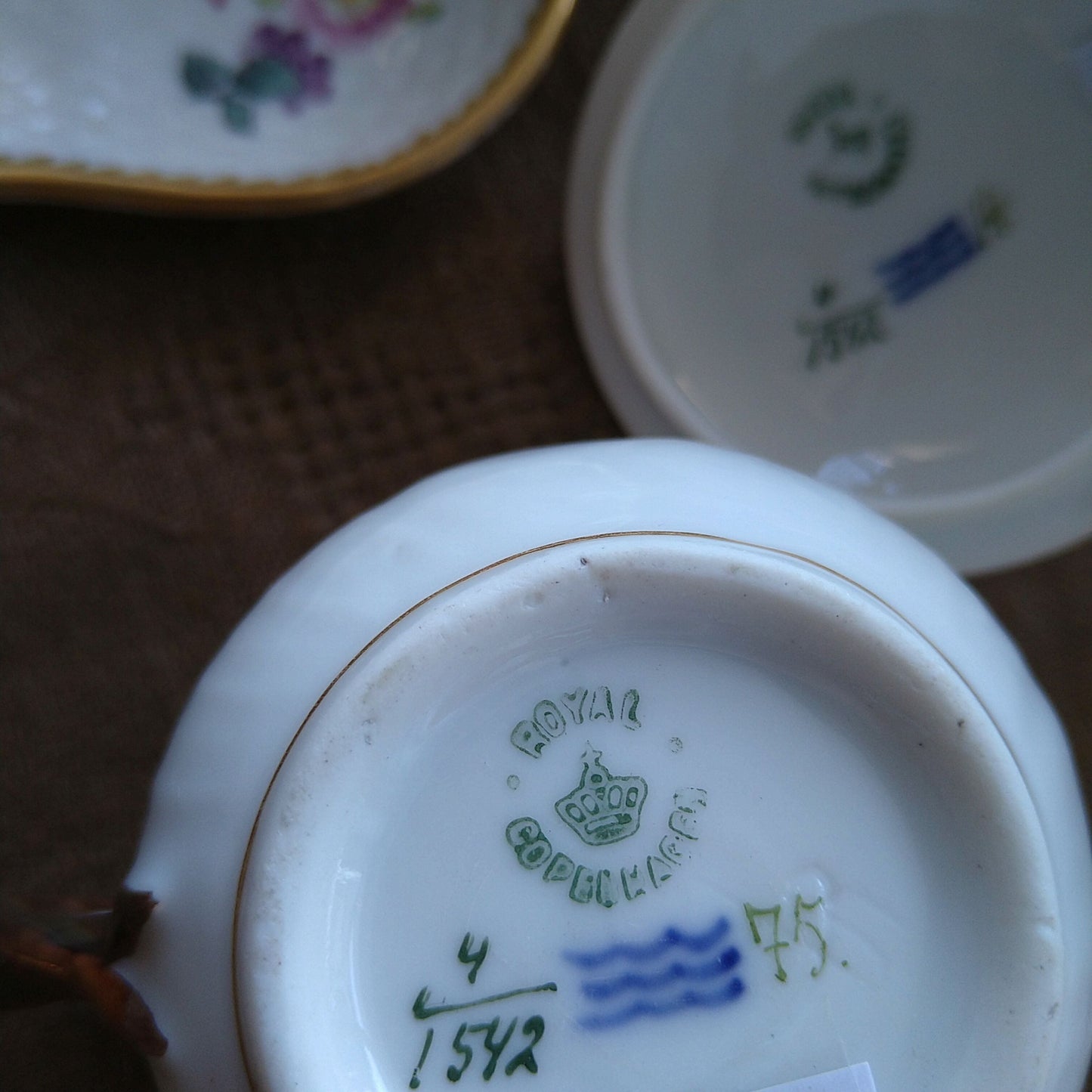 RoyalCopenhagenサクソンフラワーカスタードカップ12個トレイ付き/SaxonFlowerCusturdCupWithTray