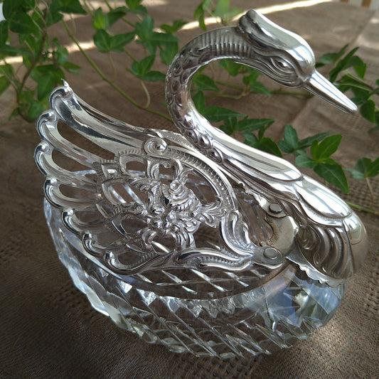 ヴィンテージのスウェーデンシルバー835/クリスタルガラスの大きな白鳥,　SwedenVintageSilver835/ LeadGlassSwan