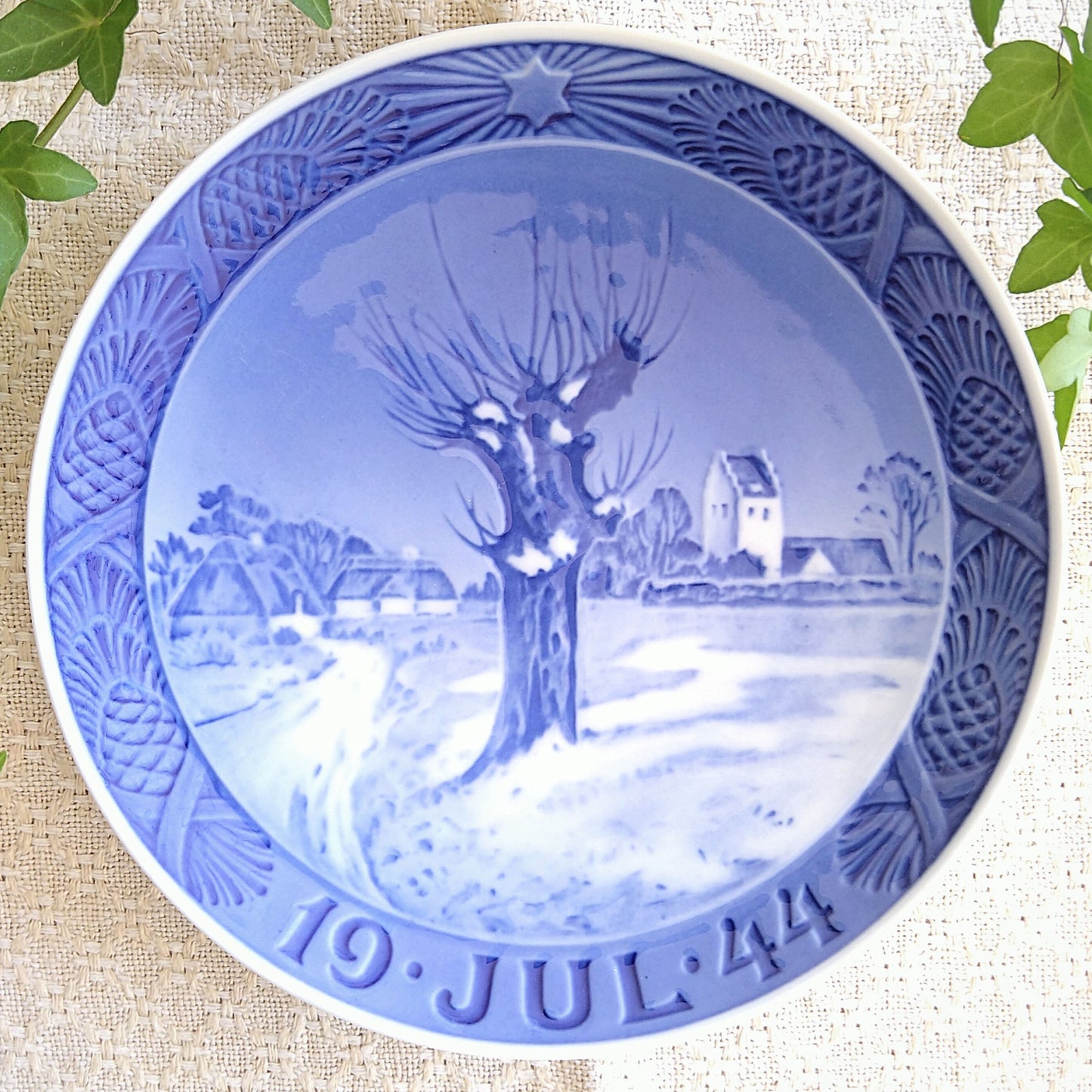 Royal Copenhagen 1944年（昭和19年）款年度盤