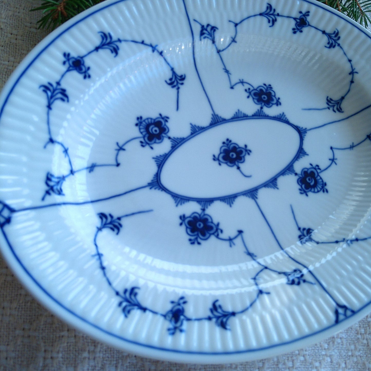 1957年RoyalCopenhagenブルーフルーテッドプレインの小さめ楕円皿25㎝×19.5㎝/BlueFlutedPlainOvalPlate