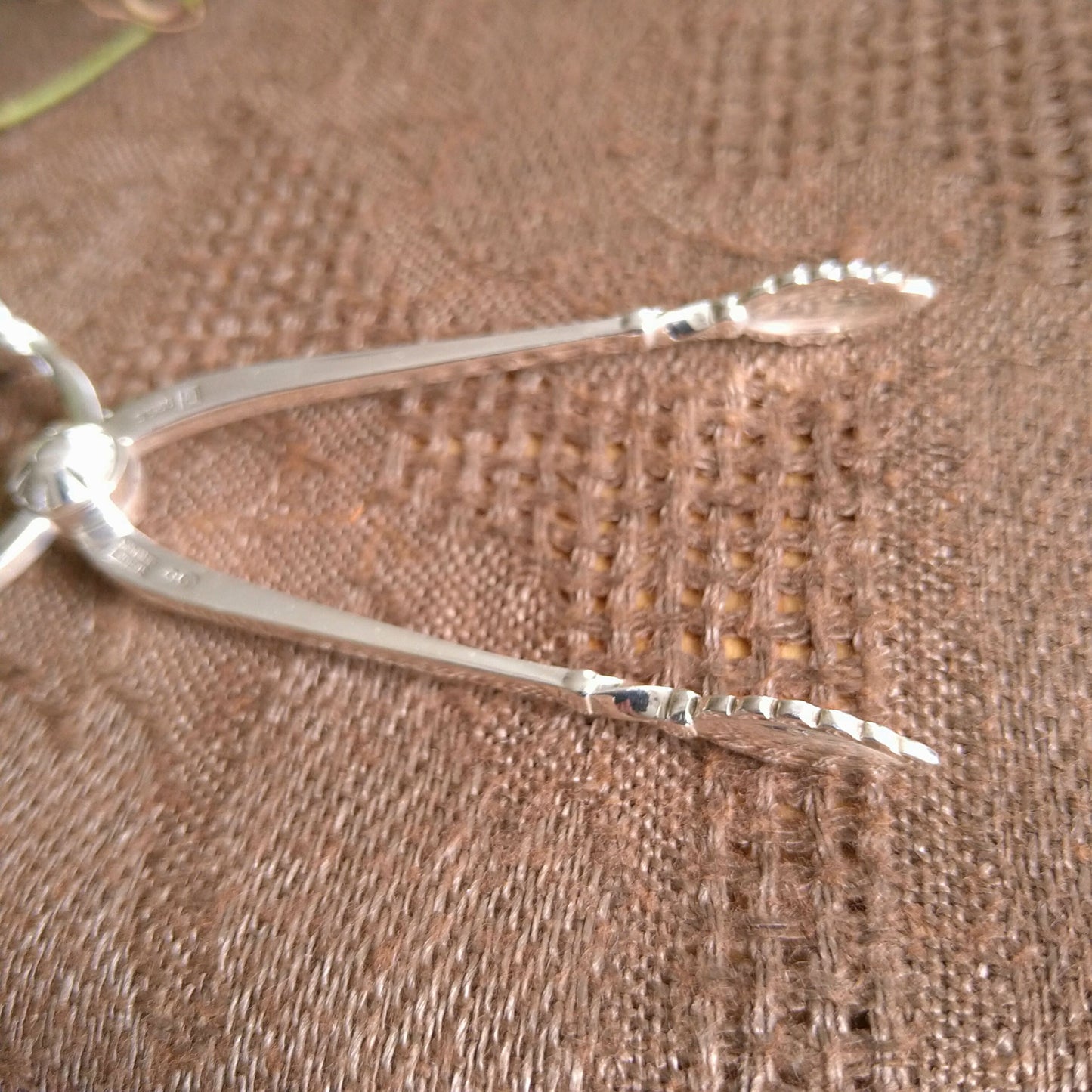 Georg Jensen Acorn 系列砂糖夾