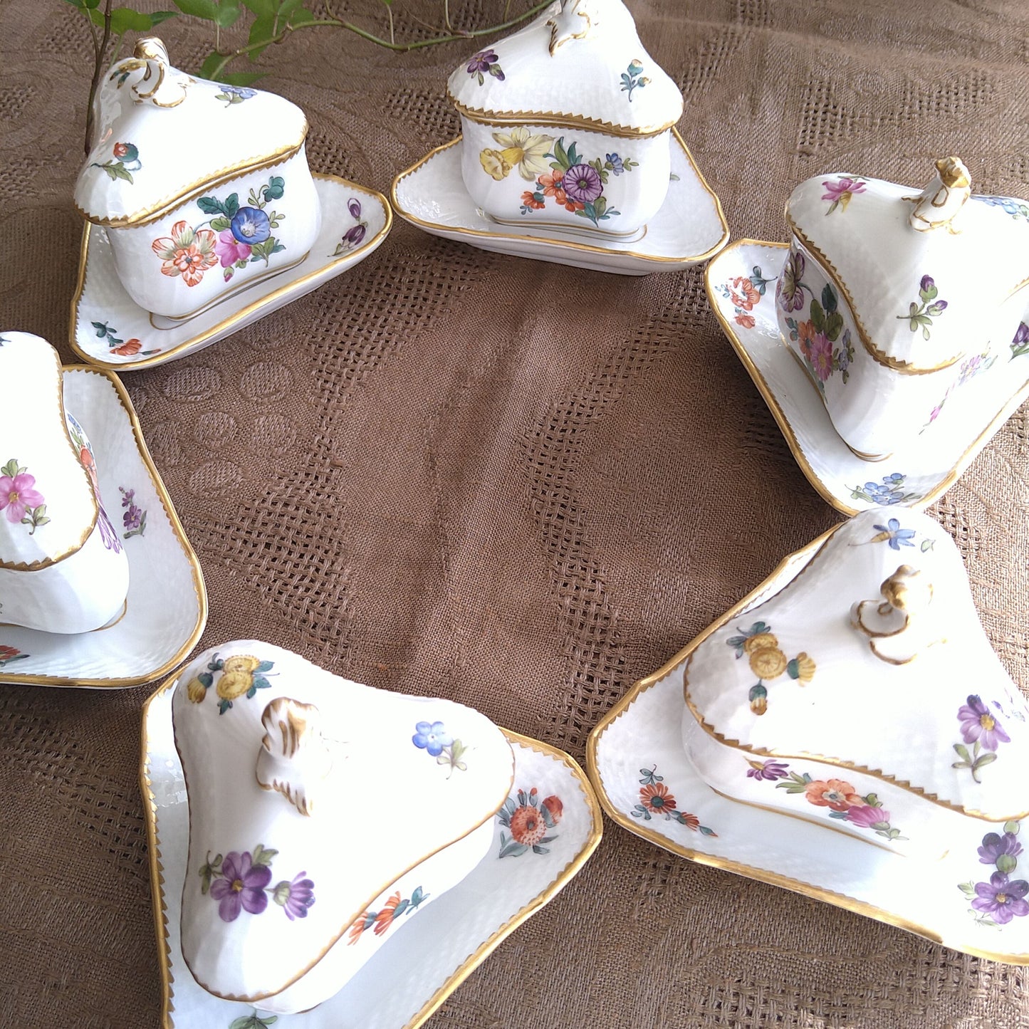 Royal Copenhagenサクソンフラワー三角カスタードカップソーサー/SaxonFlower Custurd cup and saucer