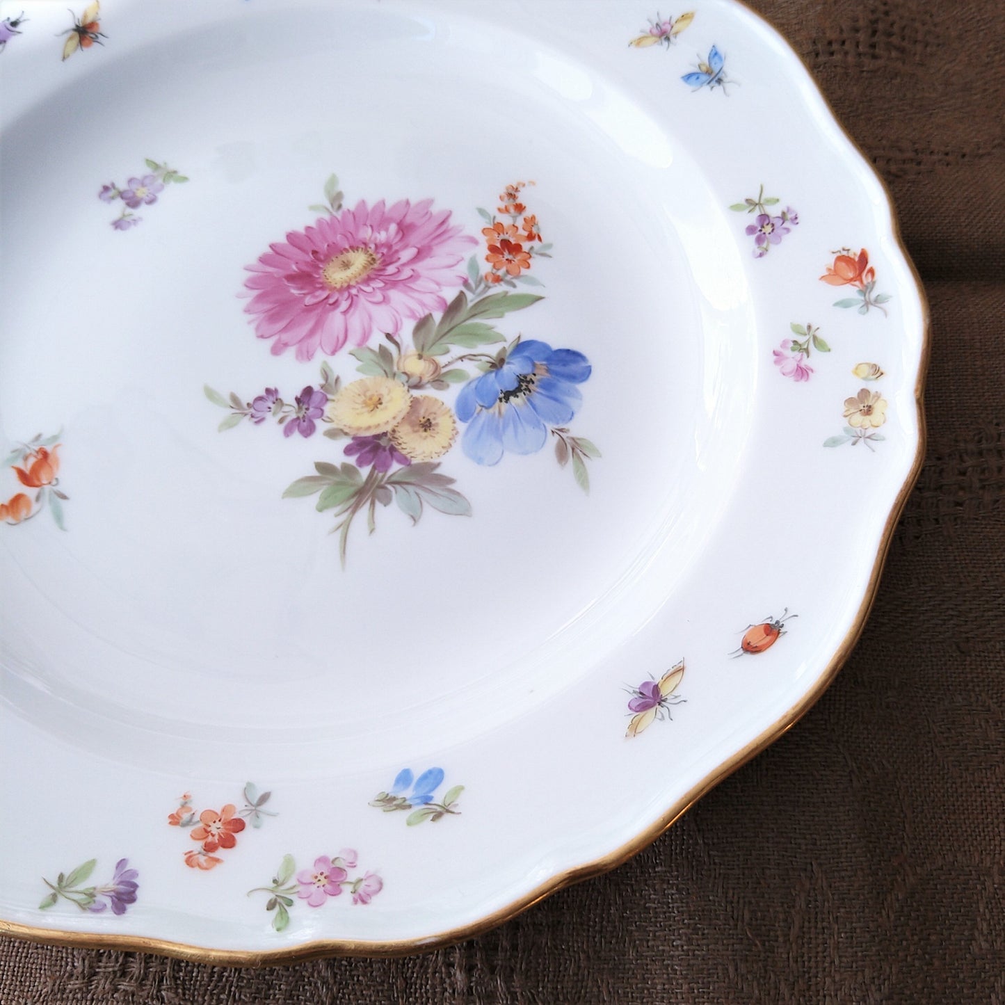 1860～1924年Meissen花と昆虫の絵の前菜皿21㎝ピンクのアスター/Plate 21cmD