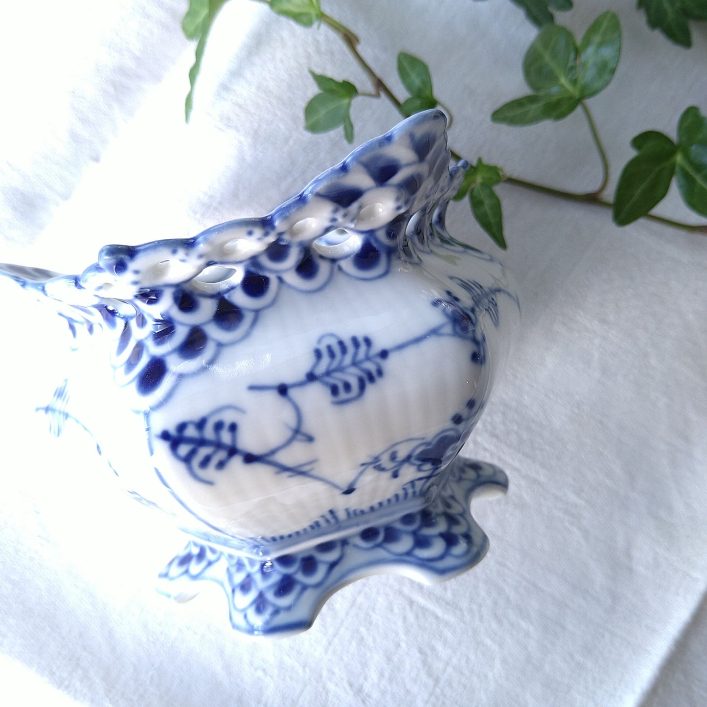 1975～1979年のフルレースのシュガーポット(小)高さ約7.5㎝H型番1112 /FullLace Sugar Pot7.5㎝H