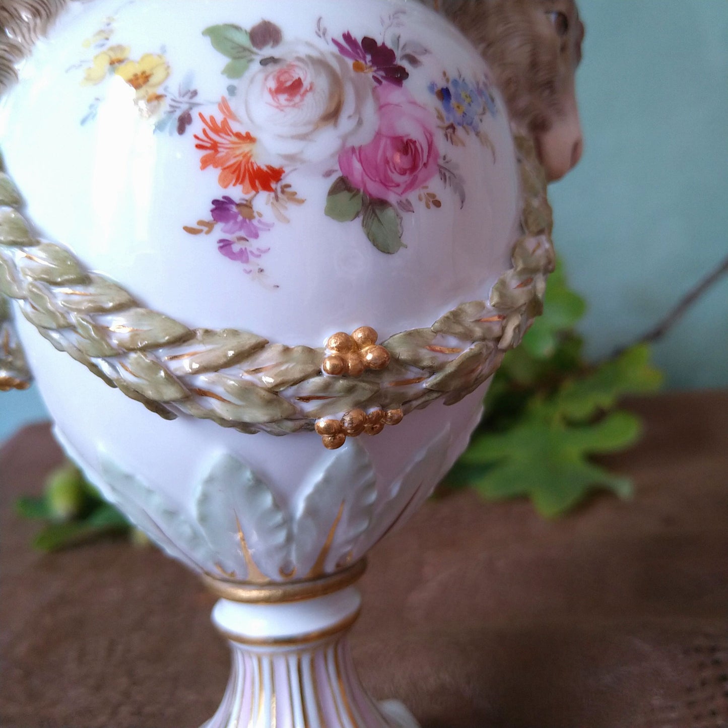 Meissen1924年以前🐐山羊と月桂樹のレリーフのポプリベース高さ約18㎝H