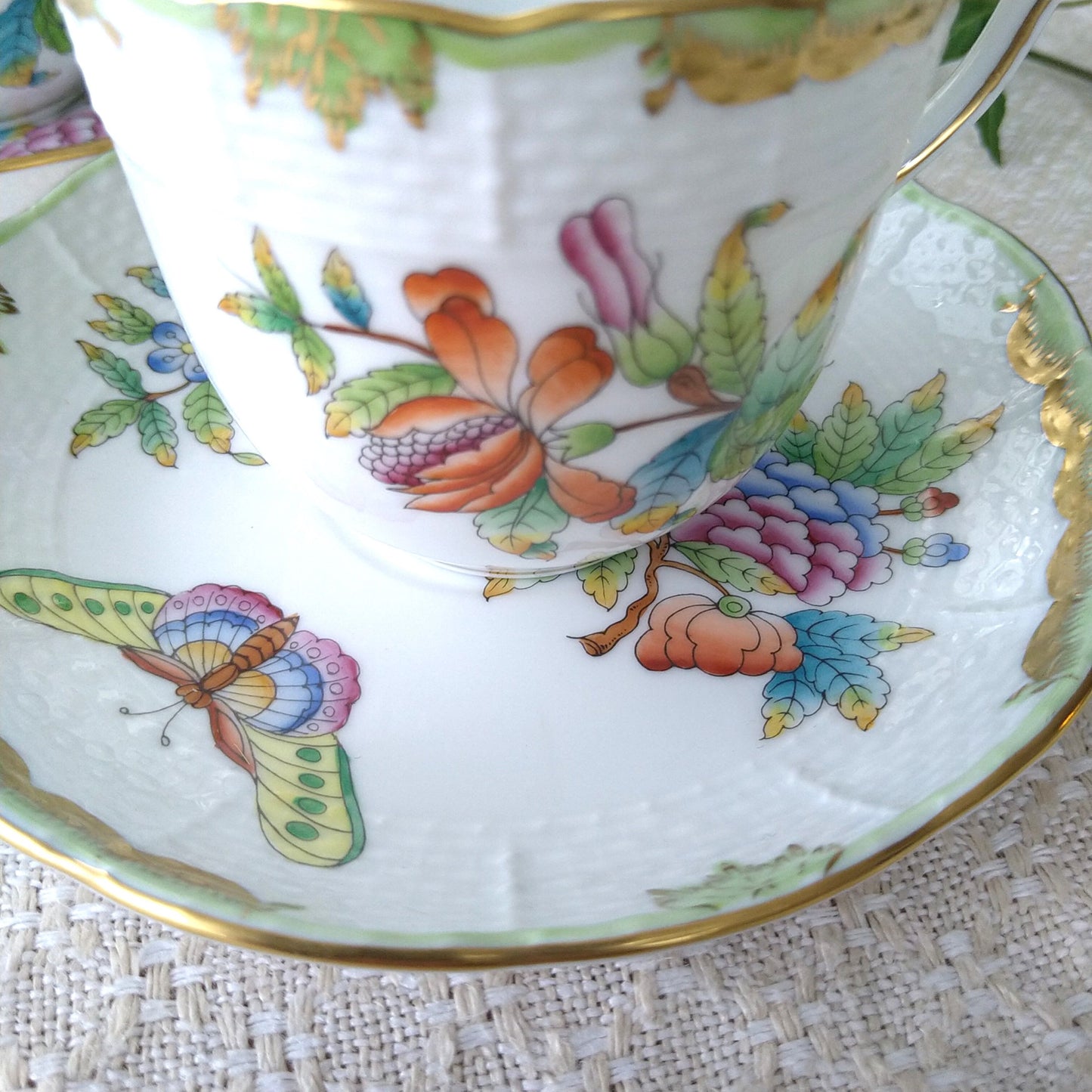 Herendヴィクトリアのコーヒーカップソーサー取っ手がとんがりタイプ/VictoriaCoffeeCupSaucer