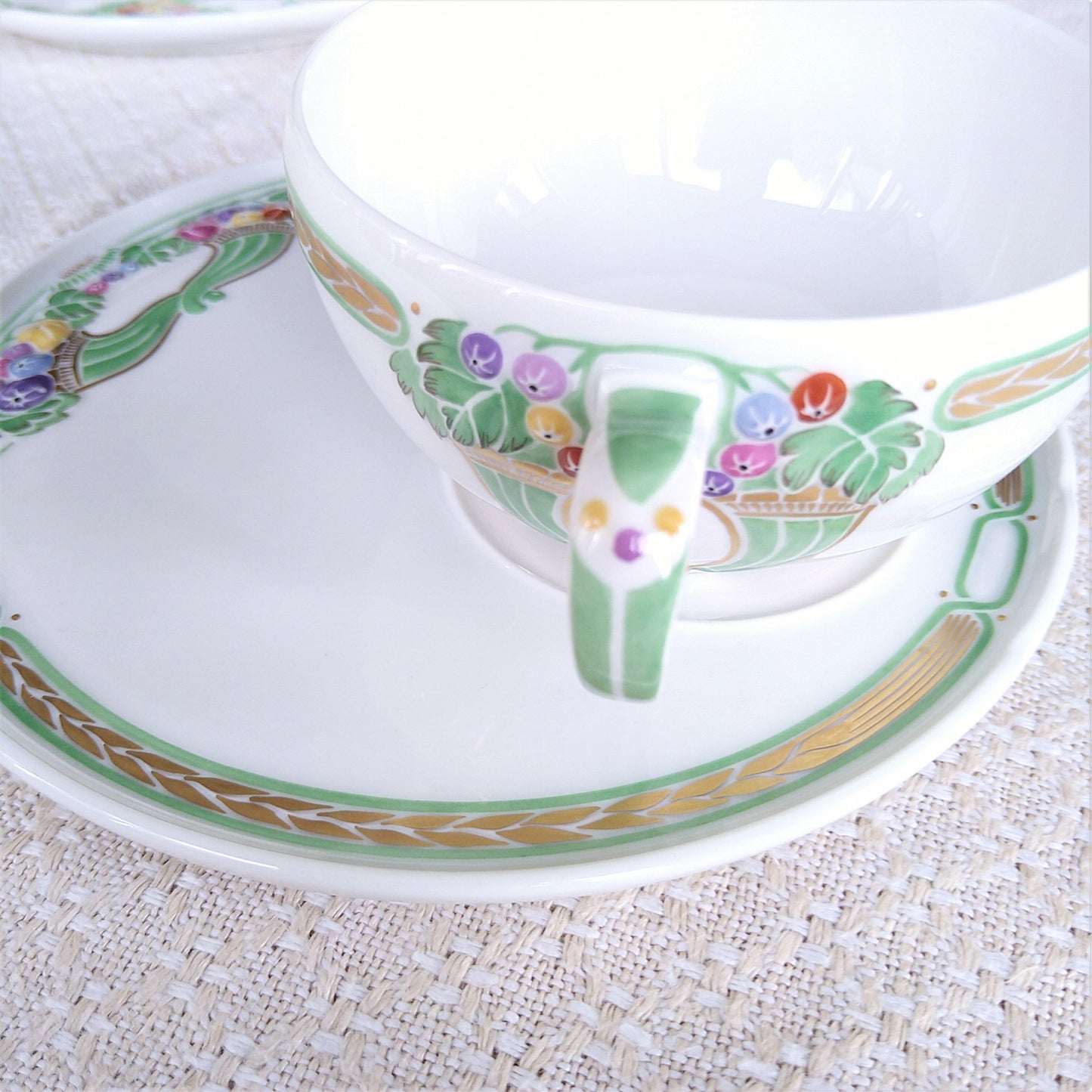 KPMベルリンのケレスカップソーサー/KPMBerlin Ceres cup and saucer