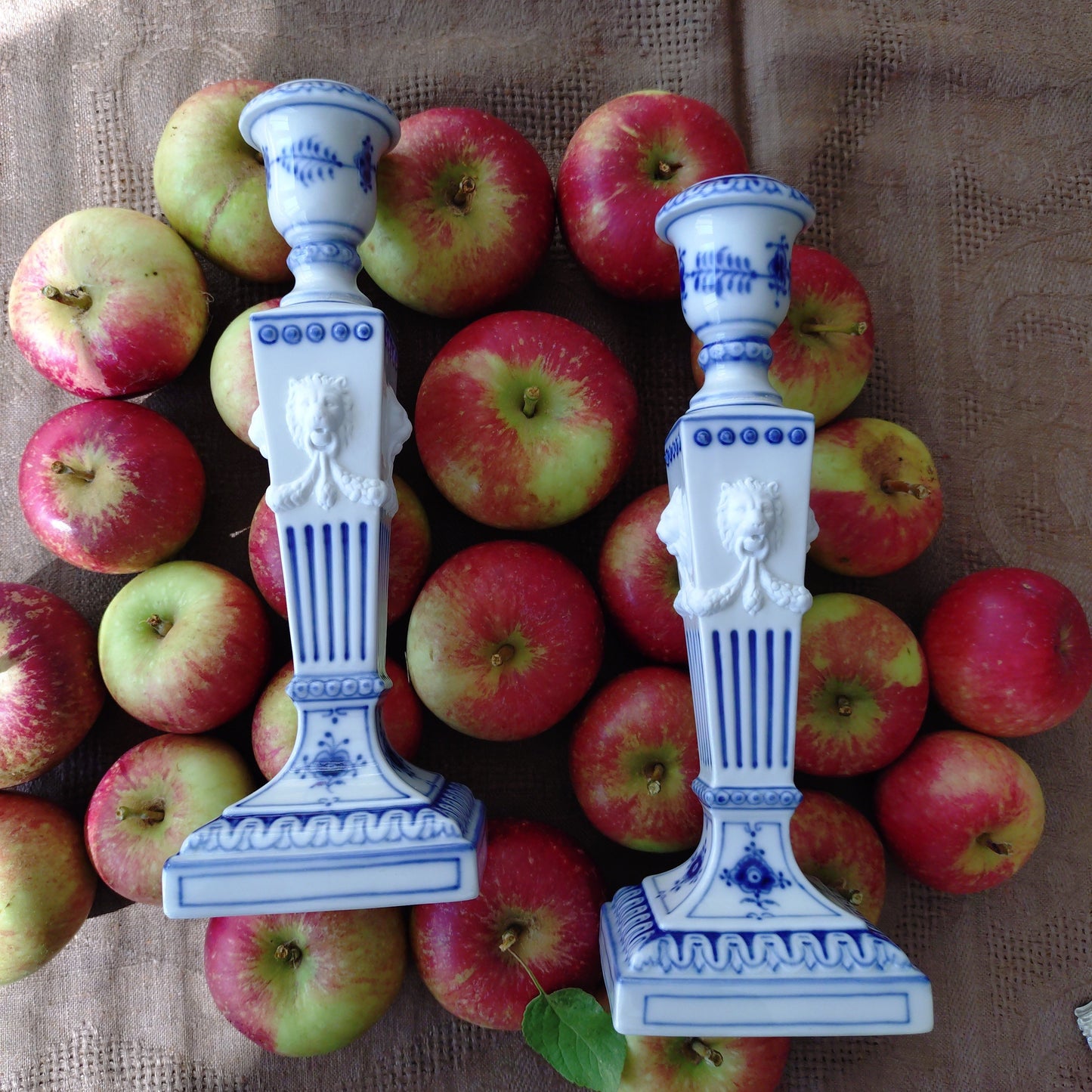 1975～1979年RoyalCopenhagenブルーフルーテッドプレインのライオンレリーフキャンドルスタンド2本セット/Candle stand pair