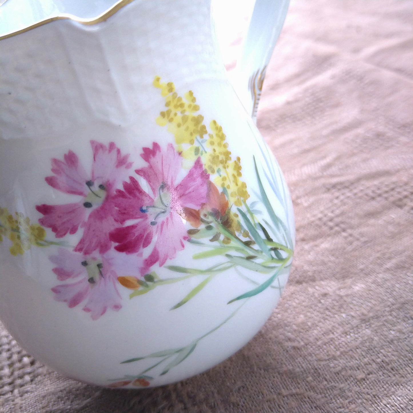 1924年以前マイセン自然主義様式絵付けのミルクピッチャー/Milk Jug