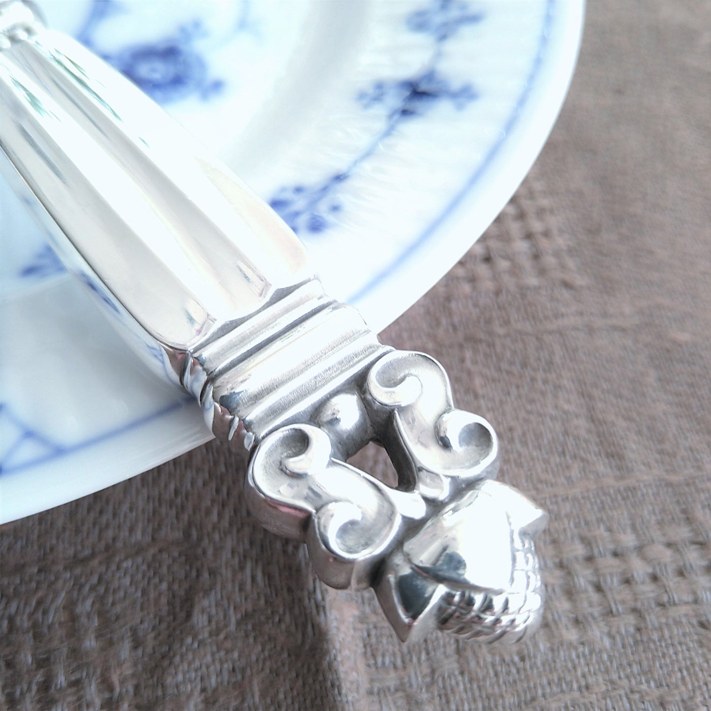 Georg Jensen Acorn 蛋糕刀