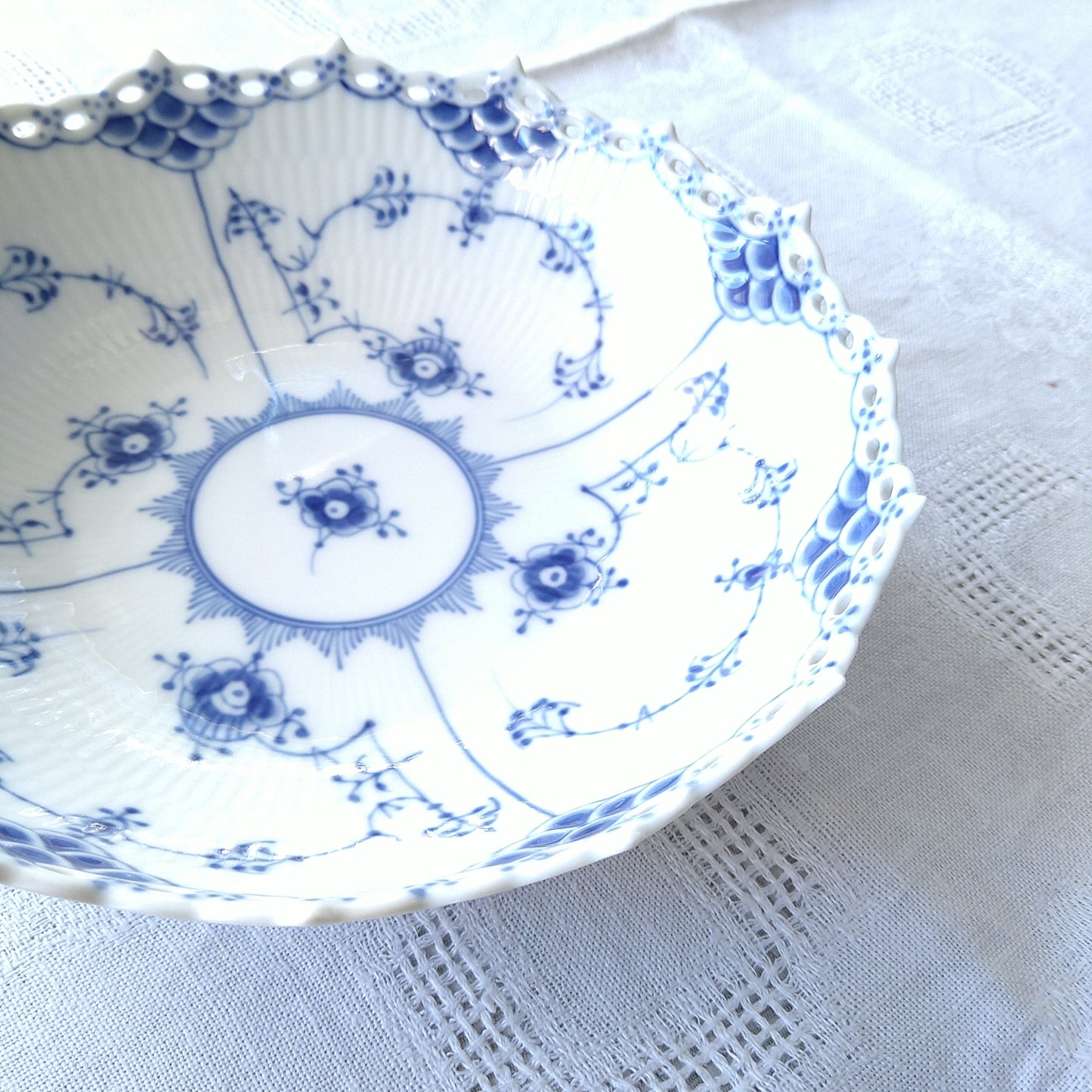 1969～1974年RoyalCopenhagenブルーフルーテッドフルレースサラダボウル/Full Lace Sallad bowl