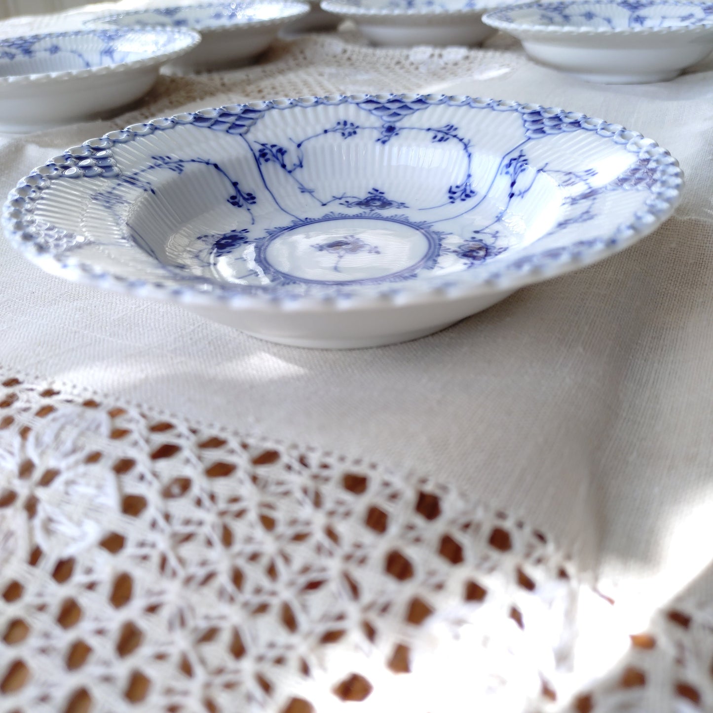 1957年のRoyalCopenhagenロイヤルコペンハーゲンフルレースのベリー皿直径約15㎝D/BlueFlutedFullLaceBerryPlate15cmD