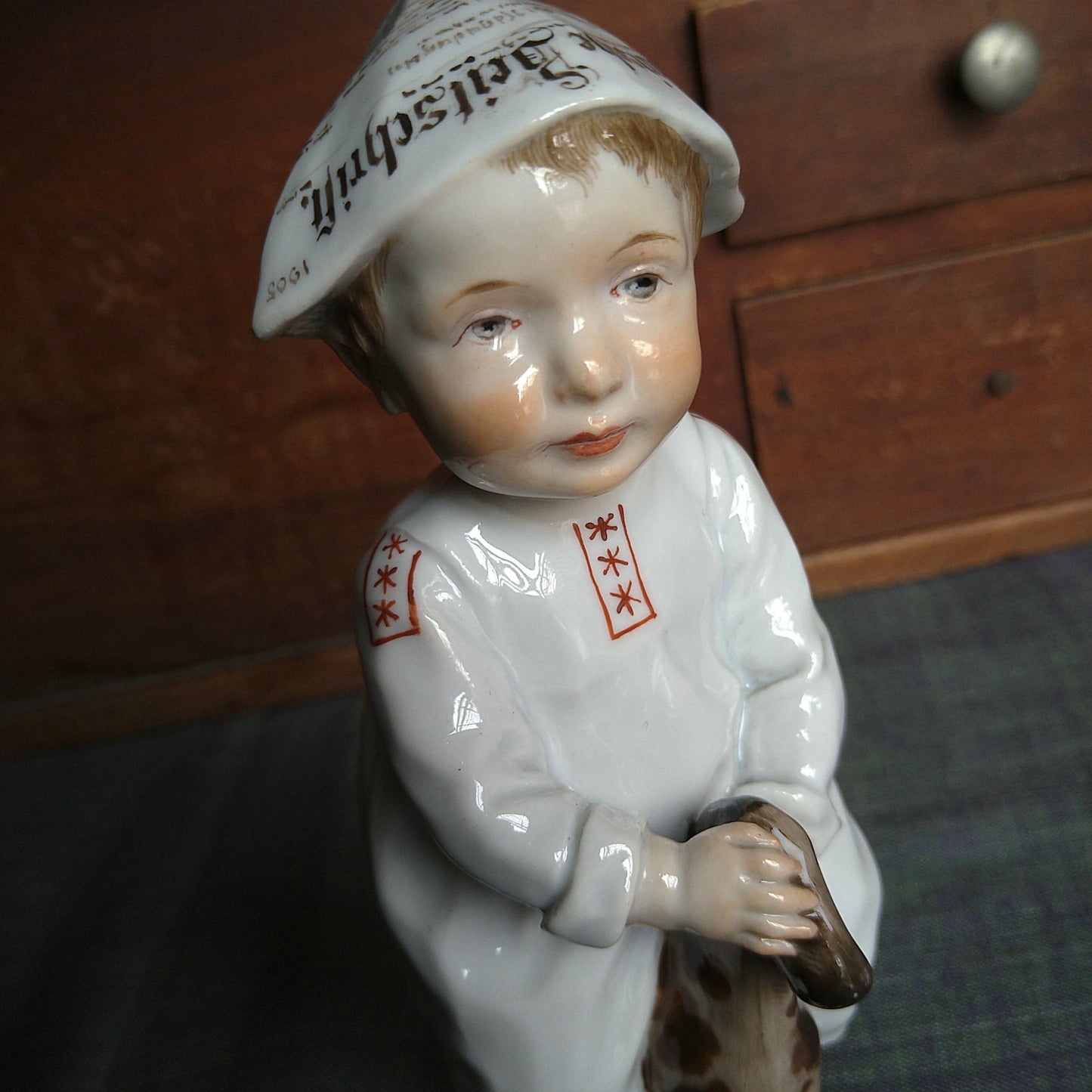Meissen1905～1924年のヘンチェルの子供達/木馬で遊ぶ子 高さ約17㎝幅約6.5㎝W