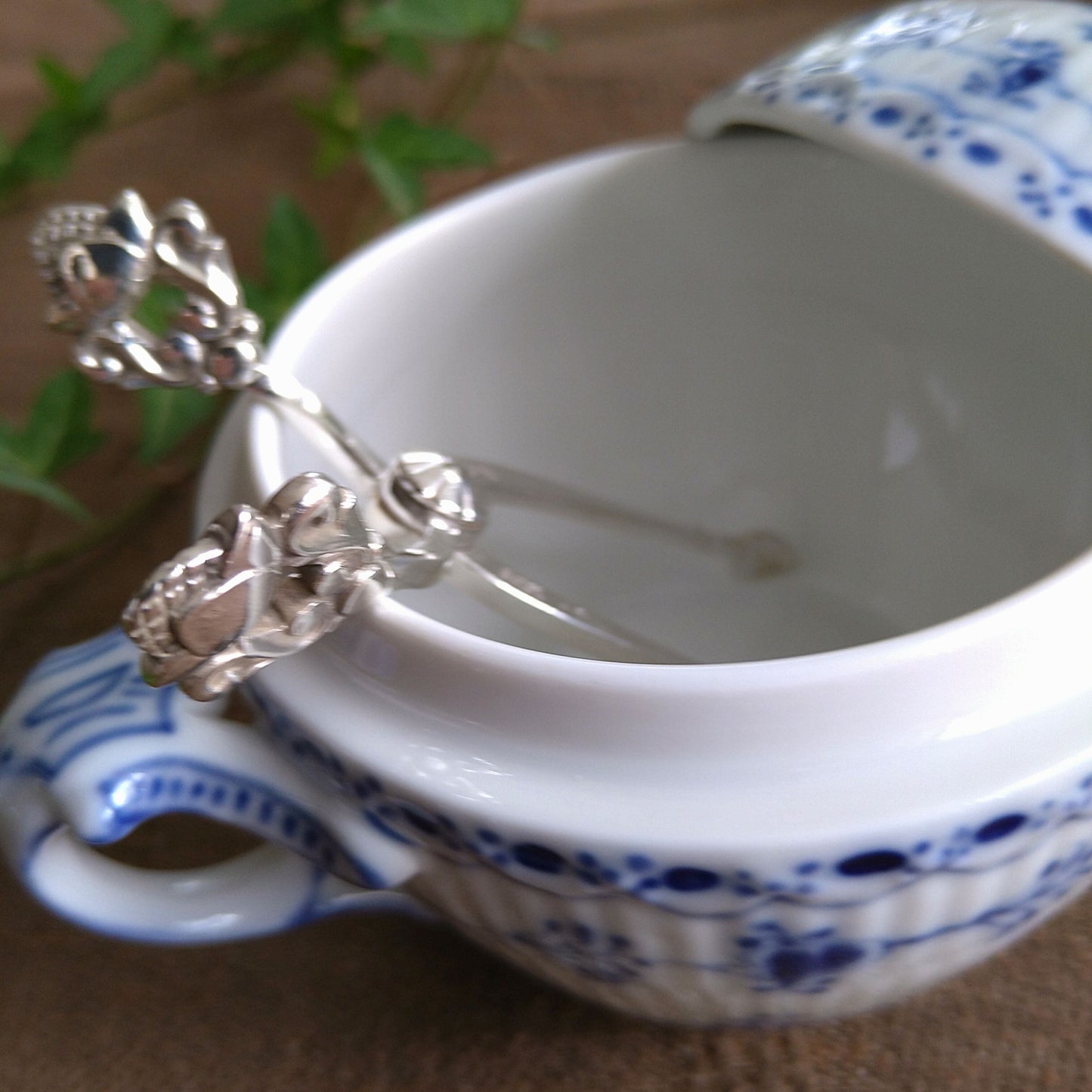 Georg Jensen Acorn 系列砂糖夾