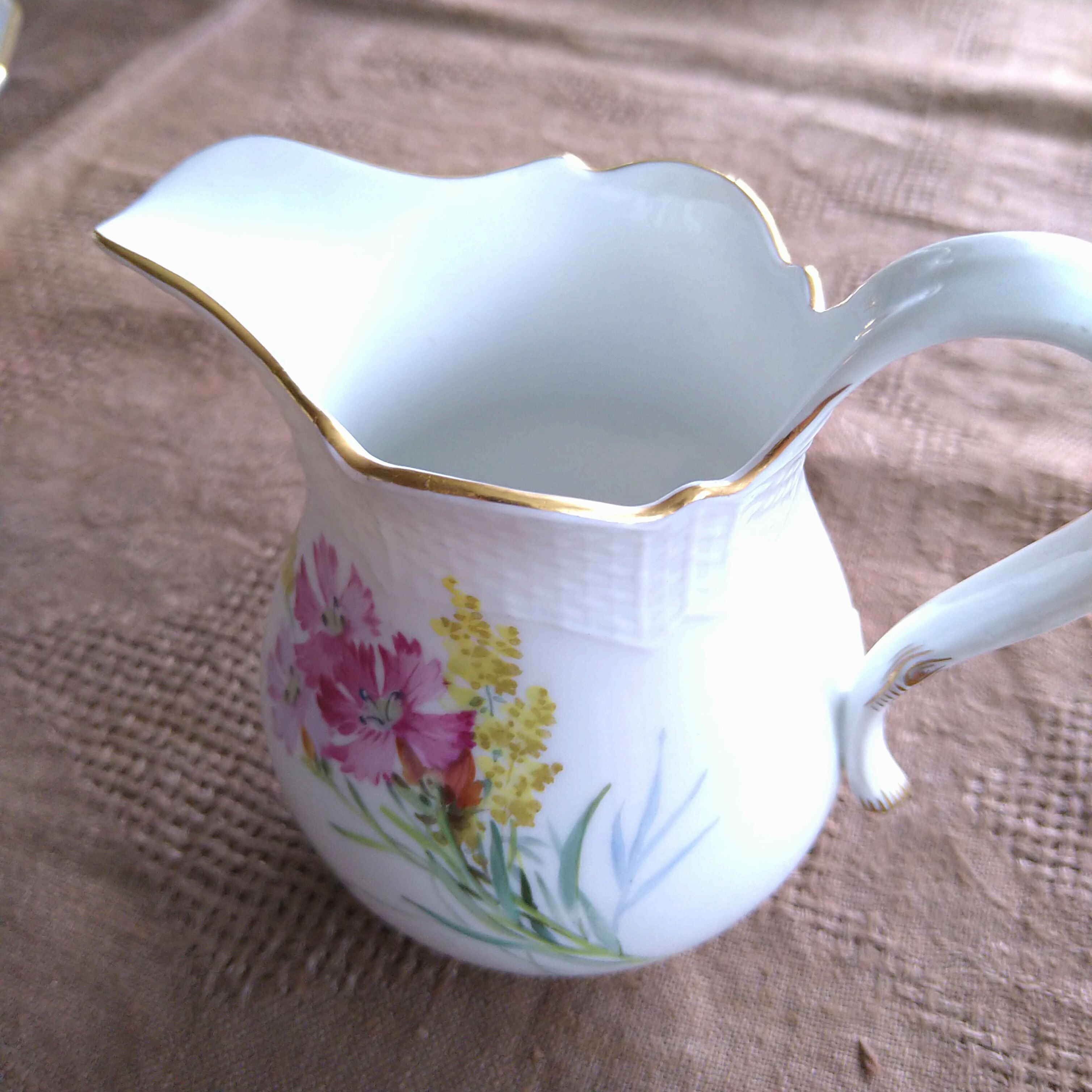 1924年以前マイセン自然主義様式絵付けのミルクピッチャー/Milk Jug