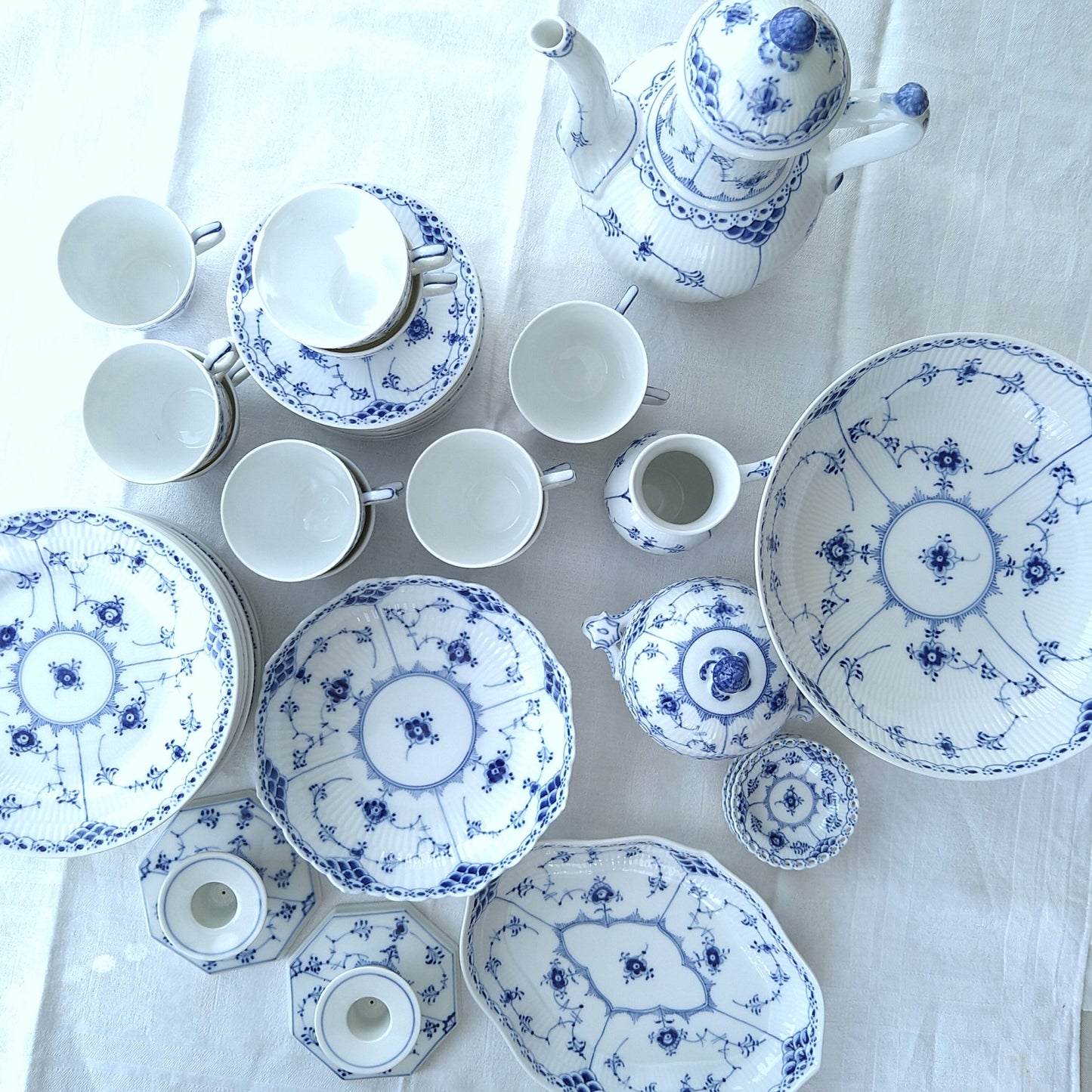 1950/1960年代RoyalCopenhagenブルーフルーテッドの嬉しい価格のいろいろ。