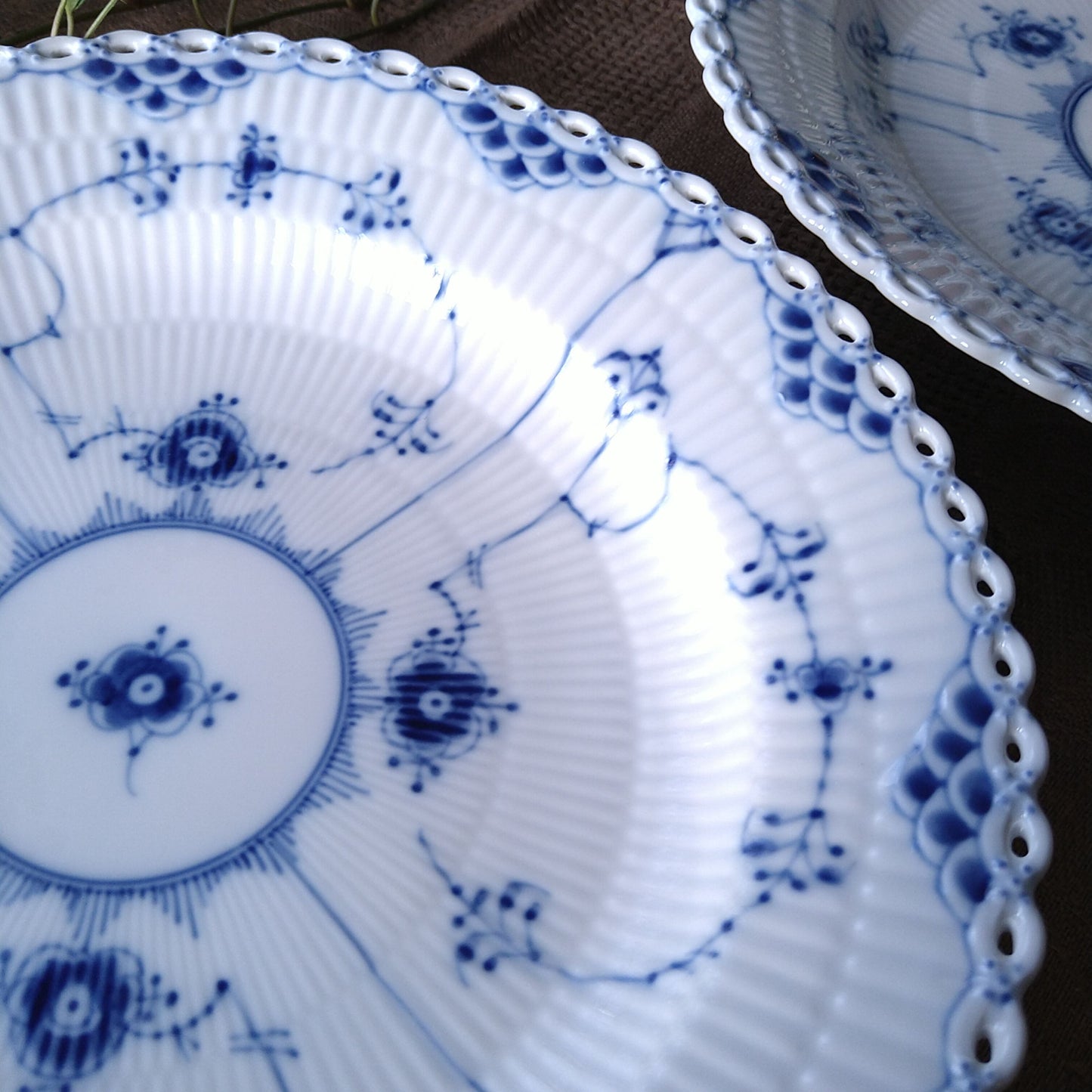 1980～1984年のRoyalCopenhagenブルーフルーテッドフルレースの25㎝Dのプレート/BlueFlutedFullLace25cmDPlate