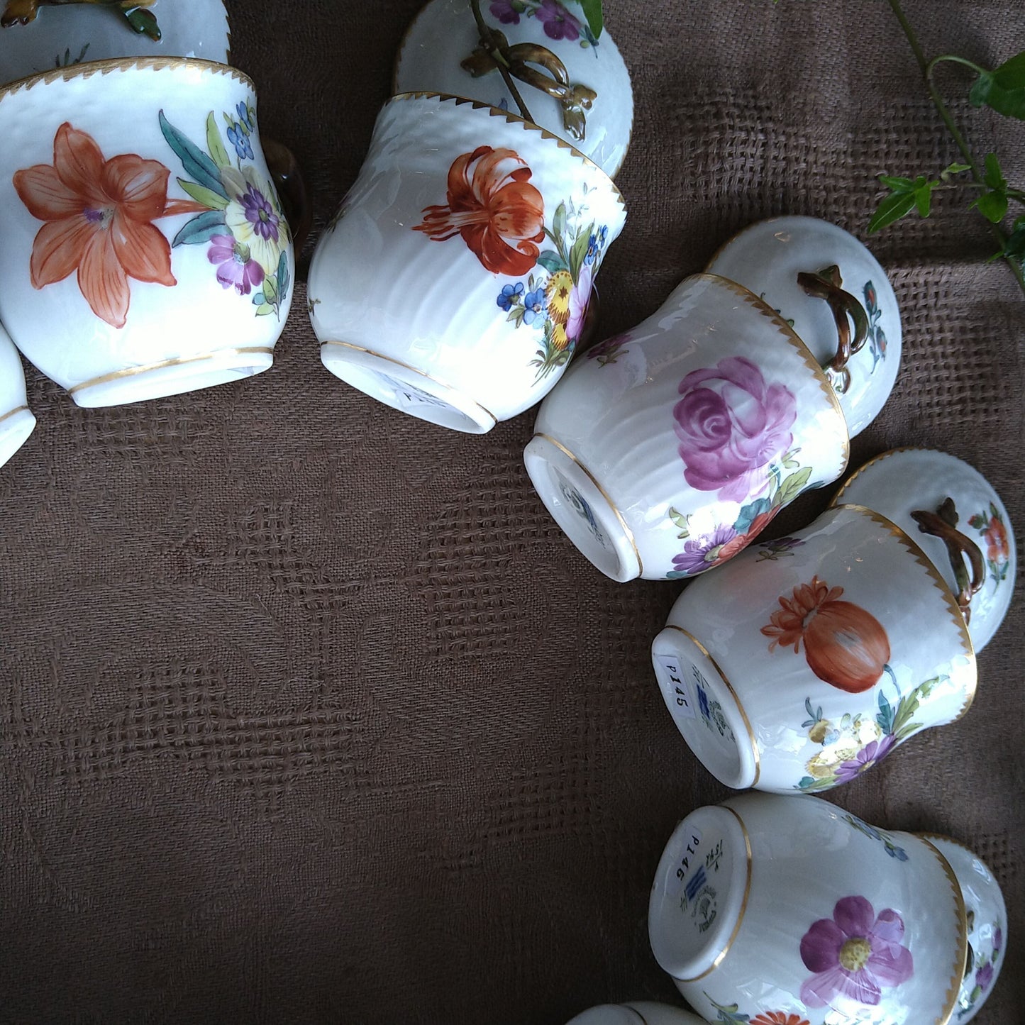 RoyalCopenhagenサクソンフラワーカスタードカップ12個トレイ付き/SaxonFlowerCusturdCupWithTray