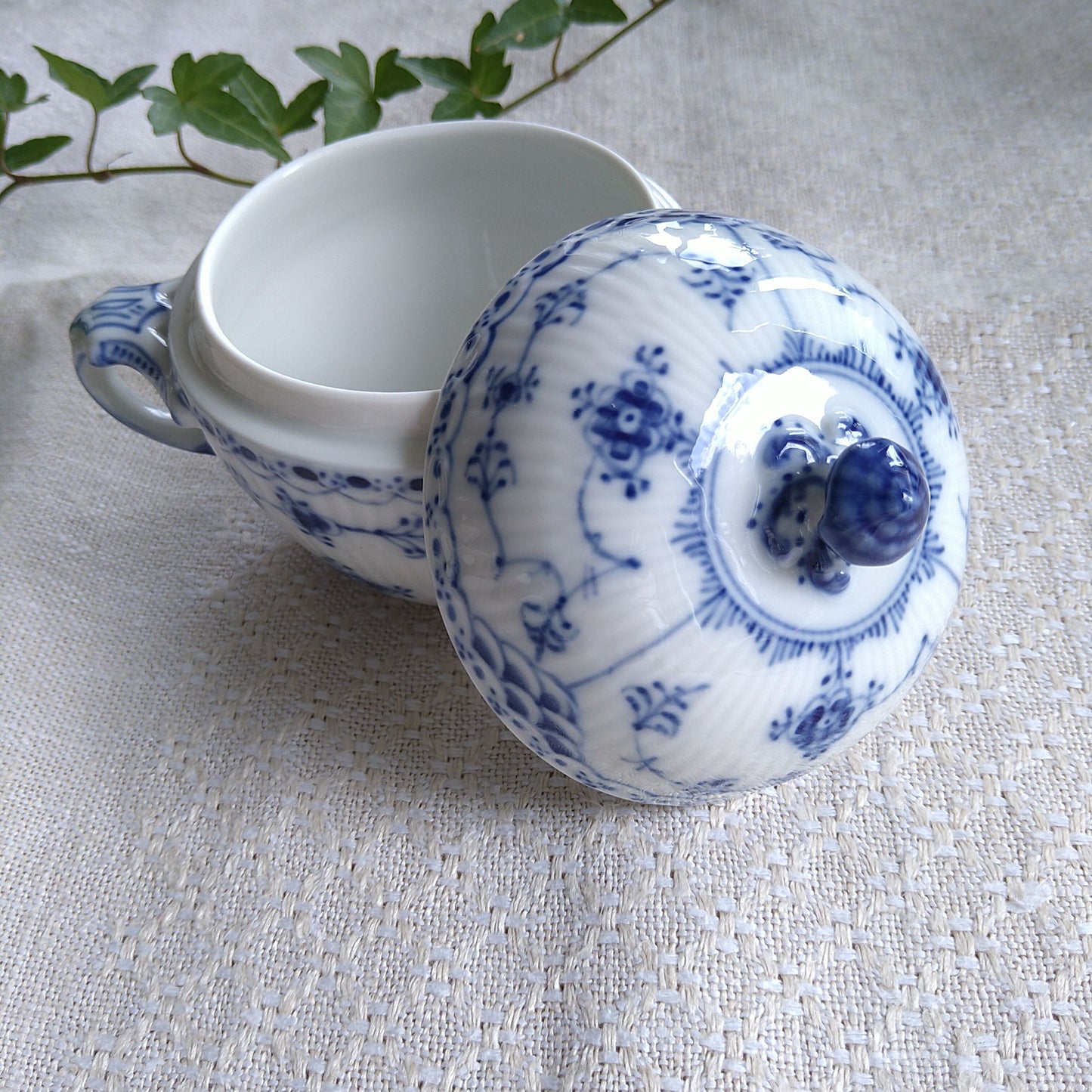 1975～1979年小さいシュガーポット取手付き/Sugar pot small
