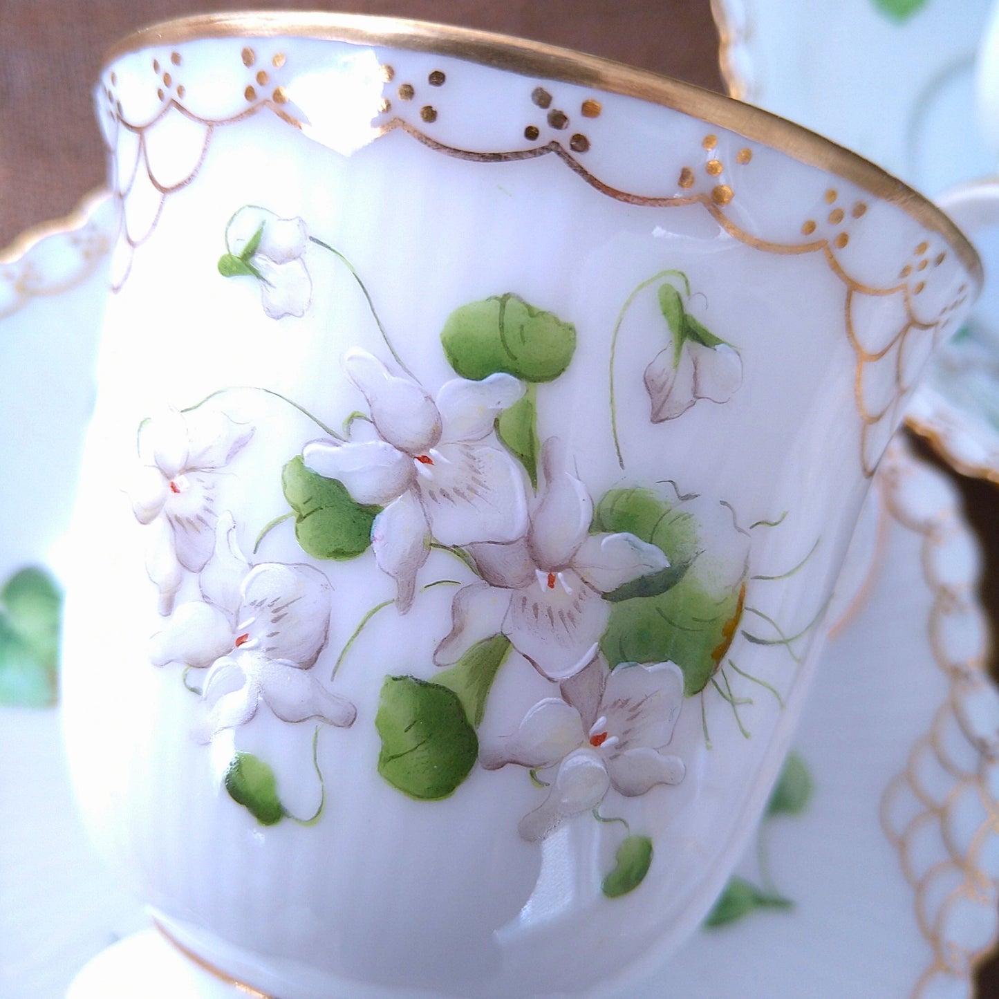 1892年RoyalCopenhagen の白いスミレのカップソーサー/WhiteVioletCupSaucer