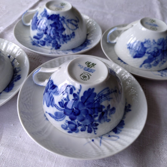 1960～1970年代RoyalCopenhagenブルーフラワーカーブのティーカップソーサー型番1551/Blue flower curve, tea up and saucer