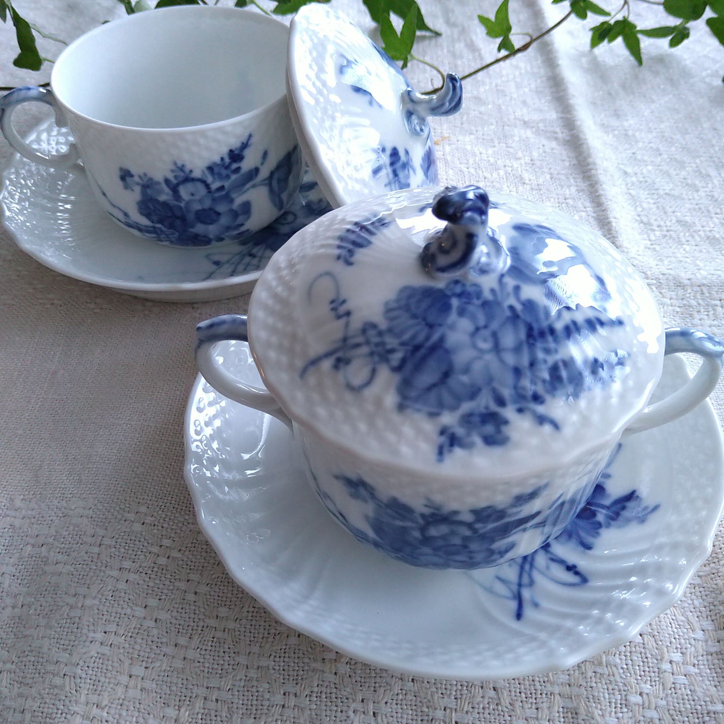 1960年代のRoyalCopenhagenブルーフラワーカーブのブイヨンカップソーサー/Blue Flower Curve Bouillon Cup and saucer