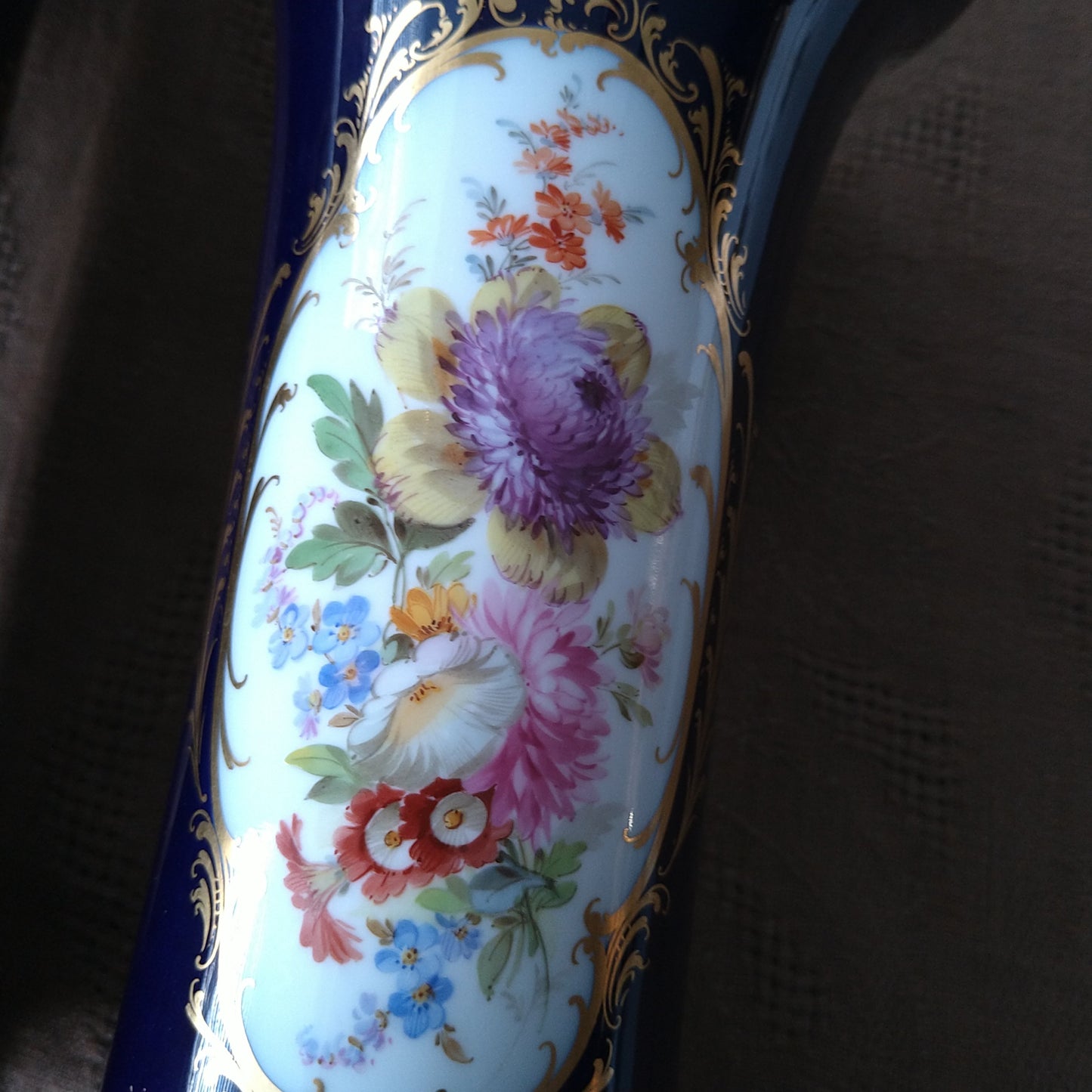 Meissenマイセン1924年以前のコバルト/2面にドイツフラワーの花瓶Vase口径約12㎝D高さ約24㎝H