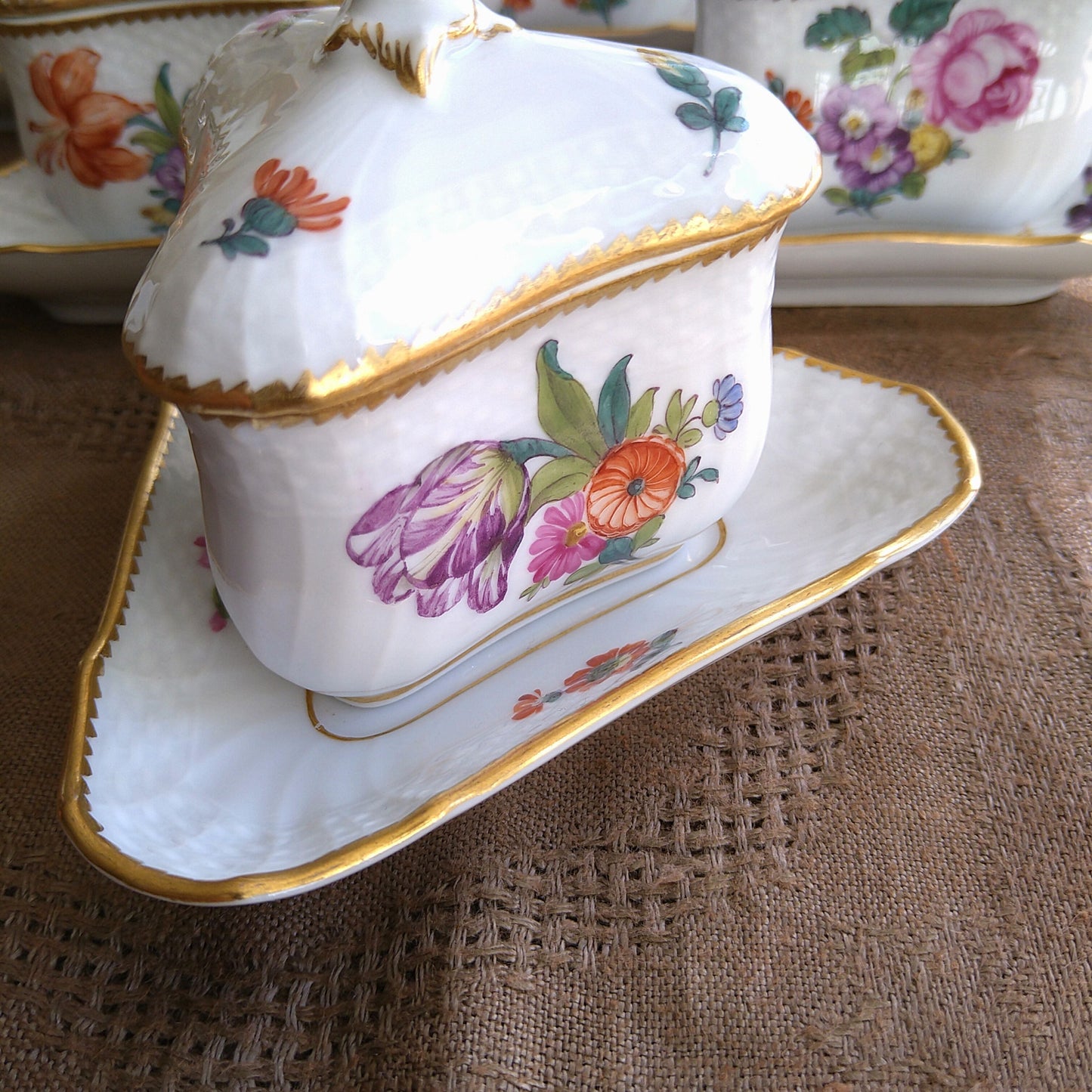 Royal Copenhagenサクソンフラワー三角カスタードカップソーサー/SaxonFlower Custurd cup and saucer