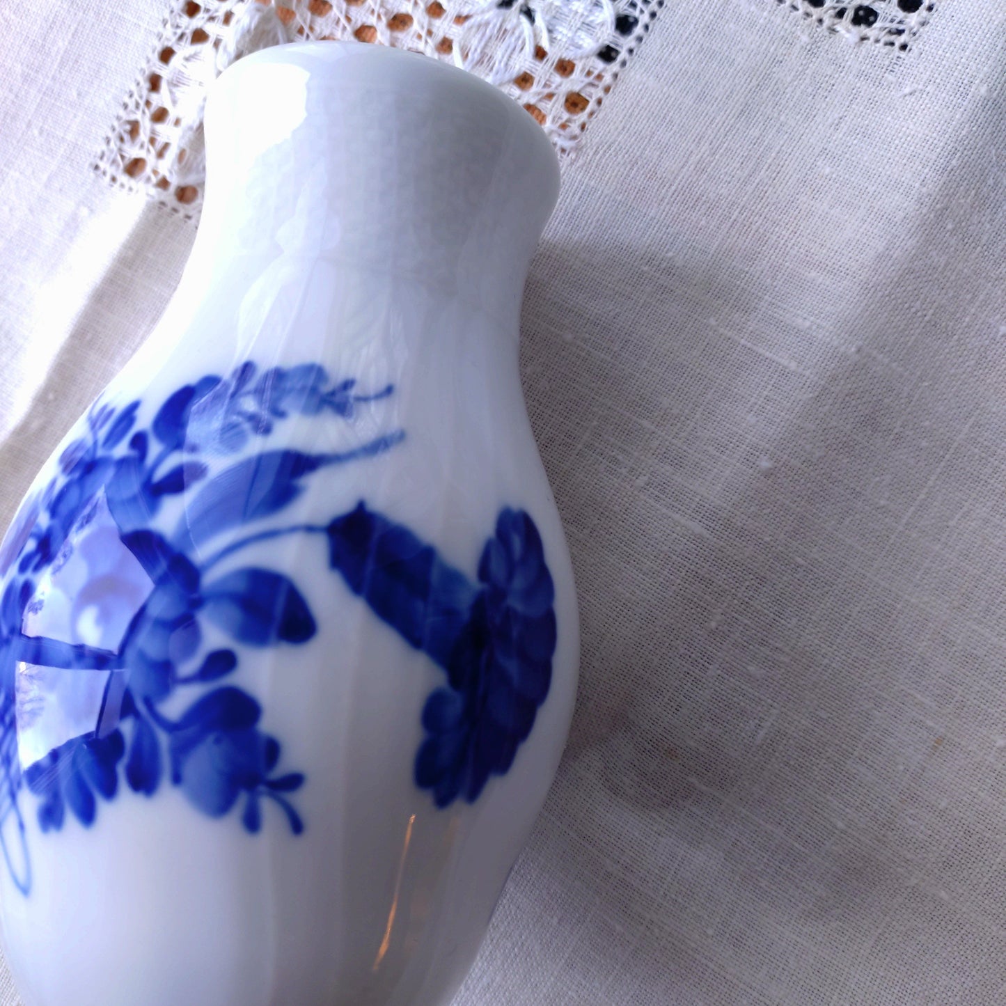 1980年～1984年のブルーフラワーカーブの花瓶/BlueFlowerCurveVase
