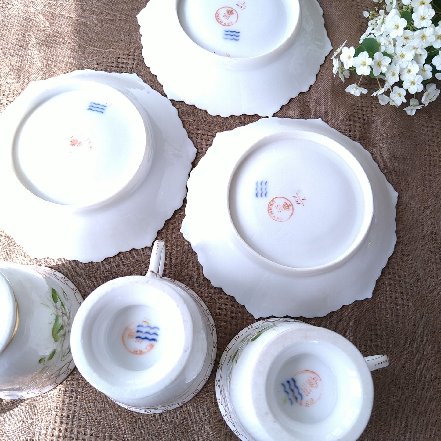 1892年RoyalCopenhagen の白いスミレのカップソーサー/WhiteVioletCupSaucer