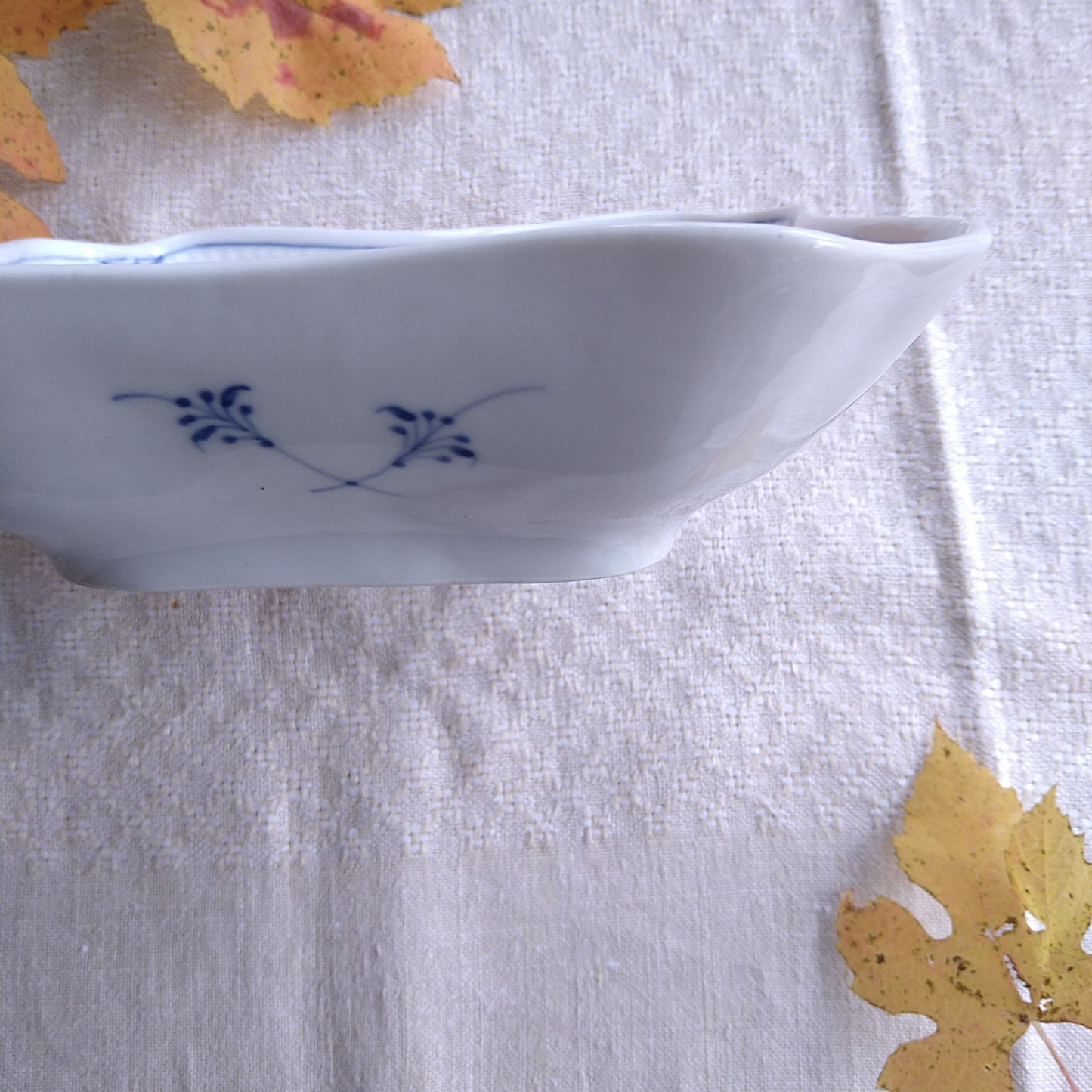 1889年～1922年のRoyalCopenhagenブルーフルーテッドプレイン四角サラダボール約21.5㎝×21.5㎝/BlueFlutedPlainSquareBowl