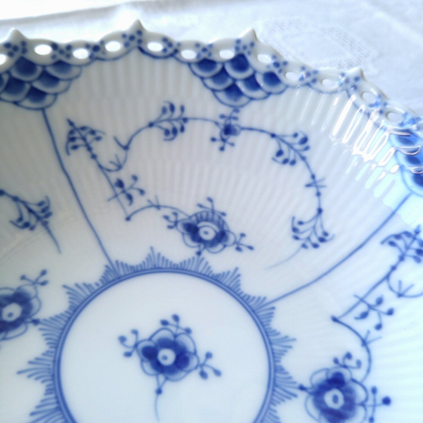 1969～1974年RoyalCopenhagenブルーフルーテッドフルレースサラダボウル/Full Lace Sallad bowl