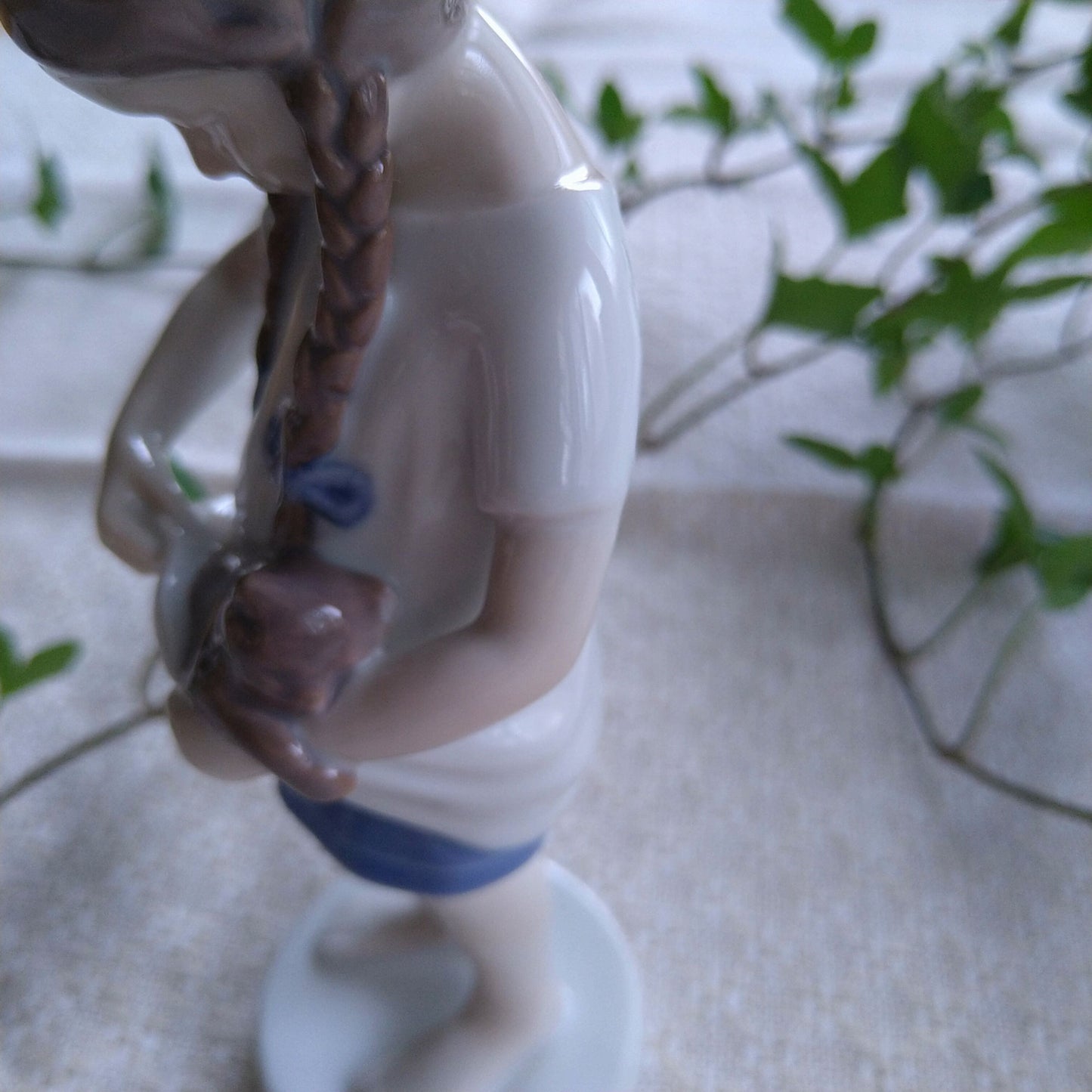 Bing＆Grondahlビングオーグレンダールの猫を抱っこする女の子フィギュリン高さ約17㎝H/Bing＆GrondahlFigurin