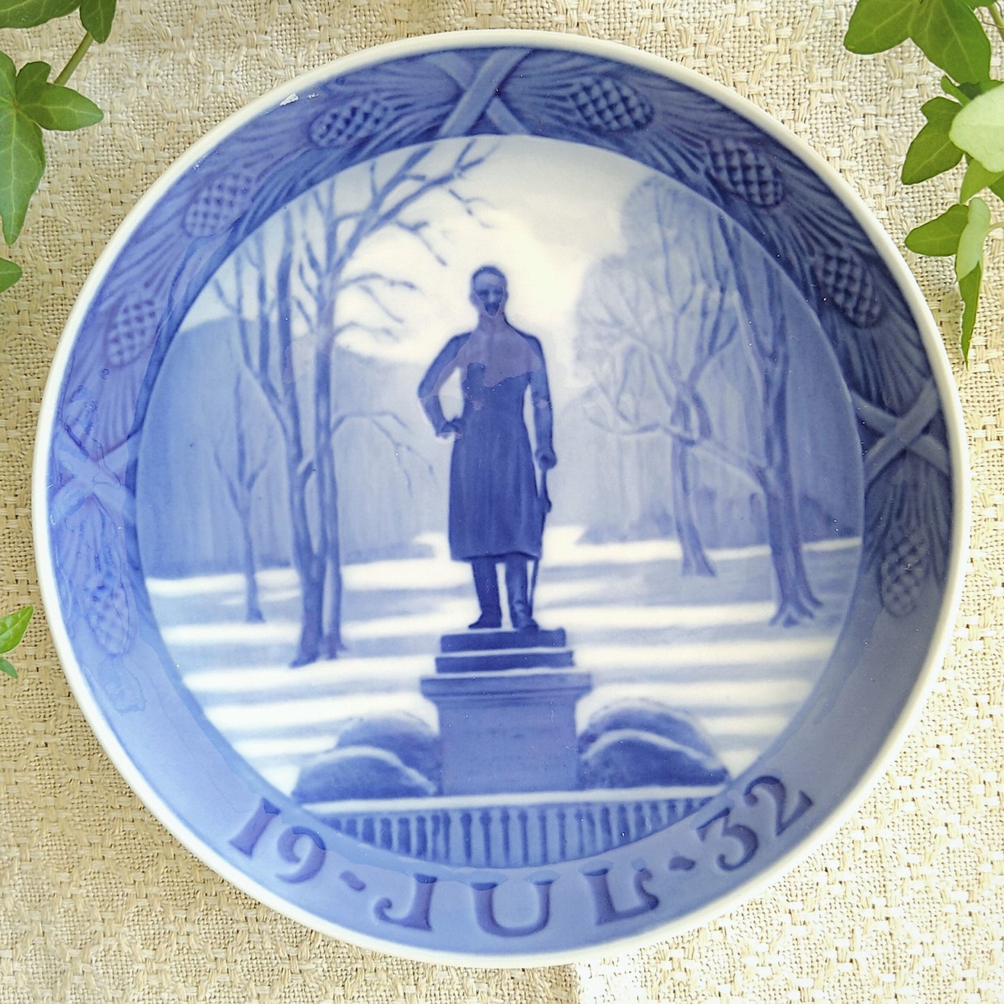 RoyalCopenhagenのイヤーズプレート1932年(昭和7年）