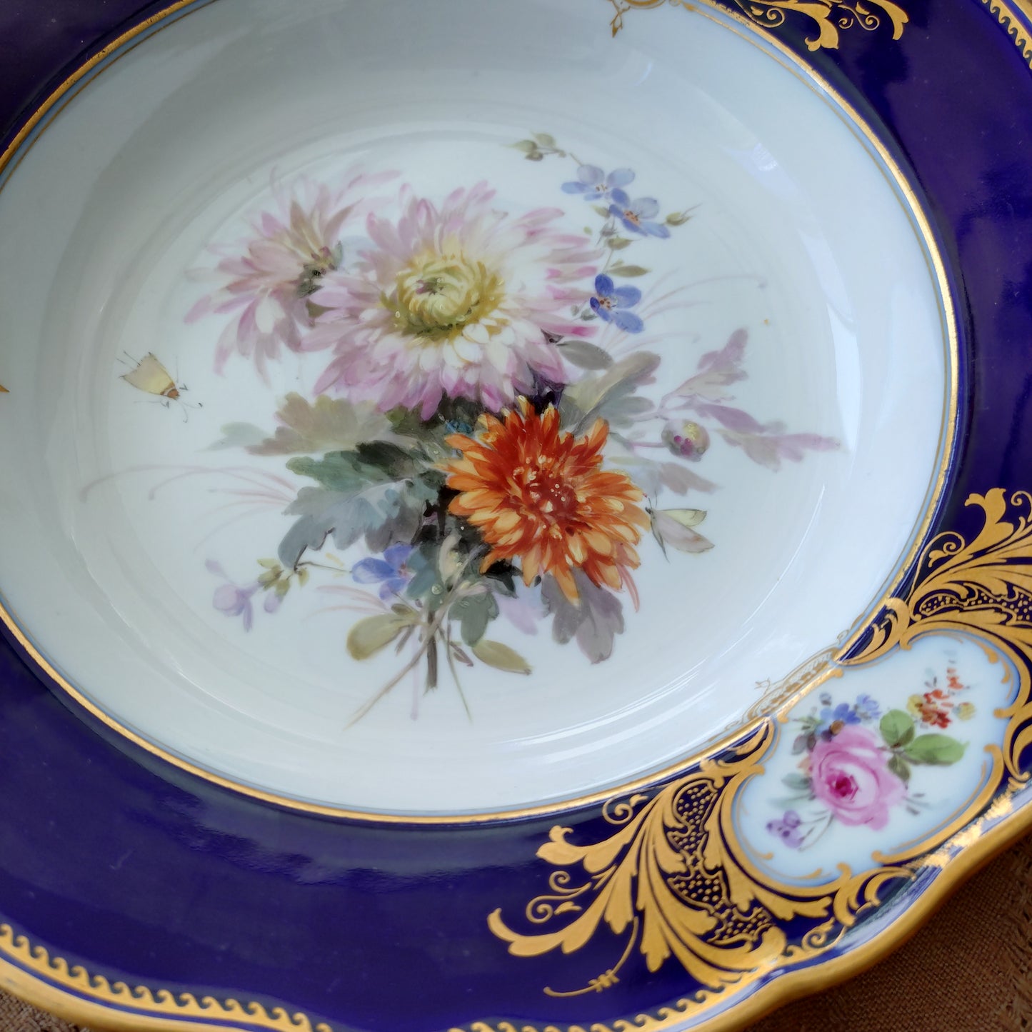 1924年以前Meissenアスター/菊の花の深皿は自然主義絵付け直径訳23.2㎝D