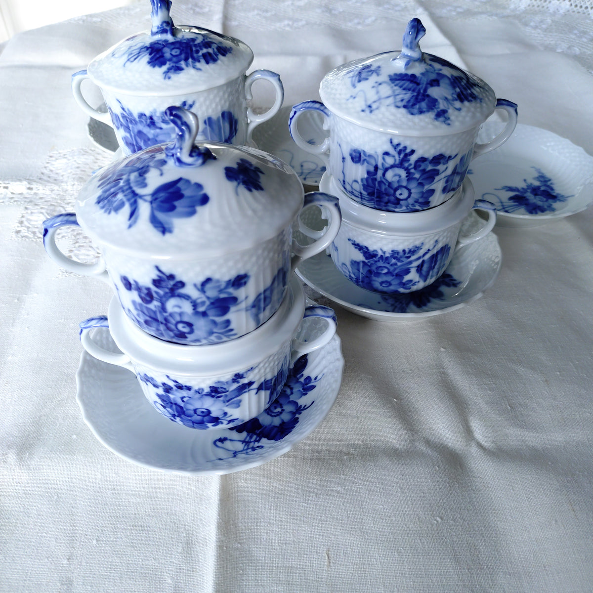 1960～80年代のRoyalCopenhagenブルーフラワーカーブのブイヨンカップソーサー/Blue Flower Curve Bouillon Cup and saucer