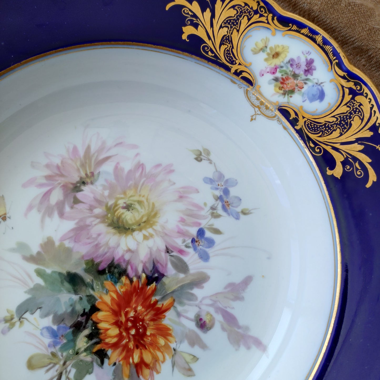 1924年以前Meissenアスター/菊の花の深皿は自然主義絵付け直径訳23.2㎝D